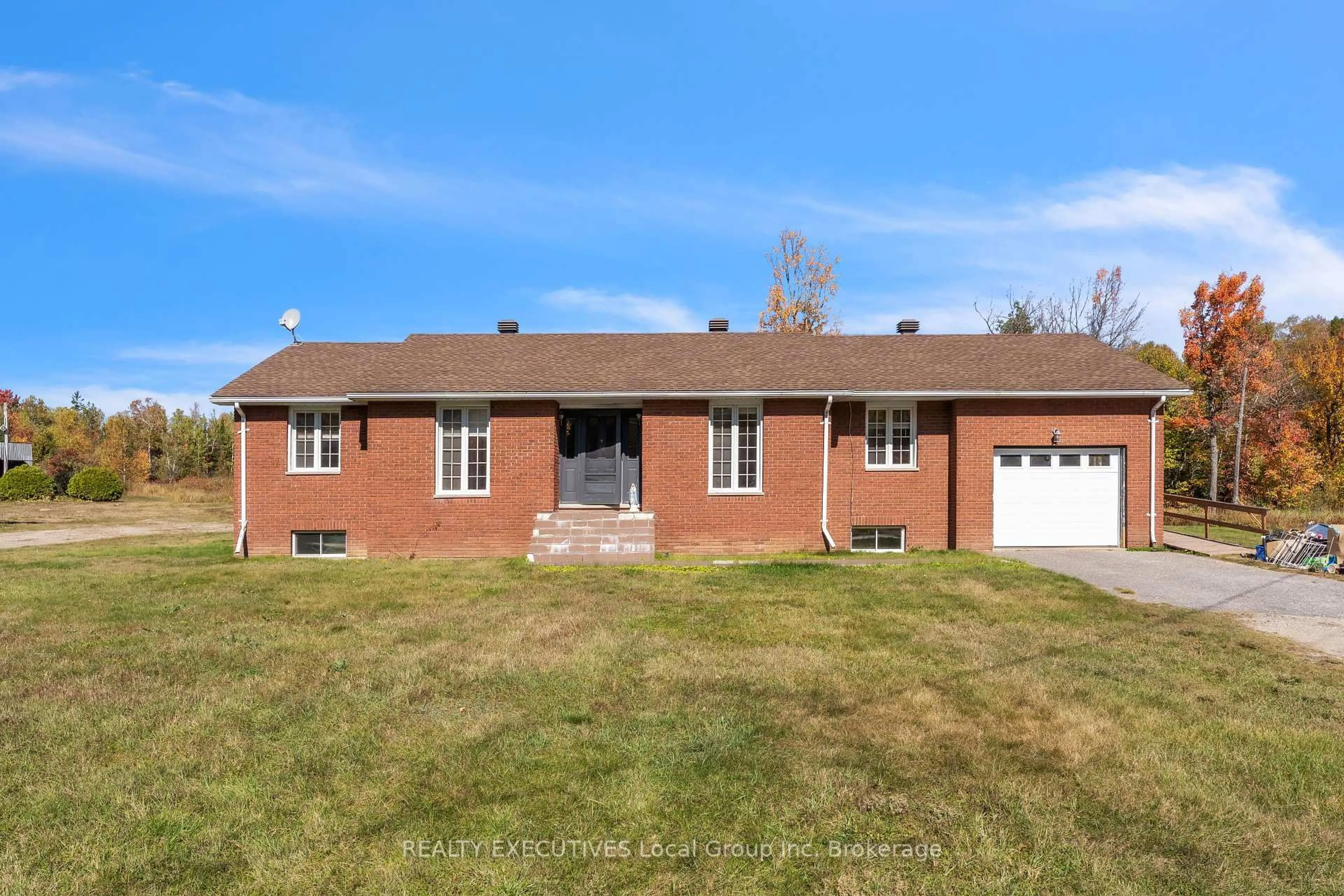 Home with brick exterior material, unknown for 400 Bomarc Rd, North Bay Ontario P1B 8G3
