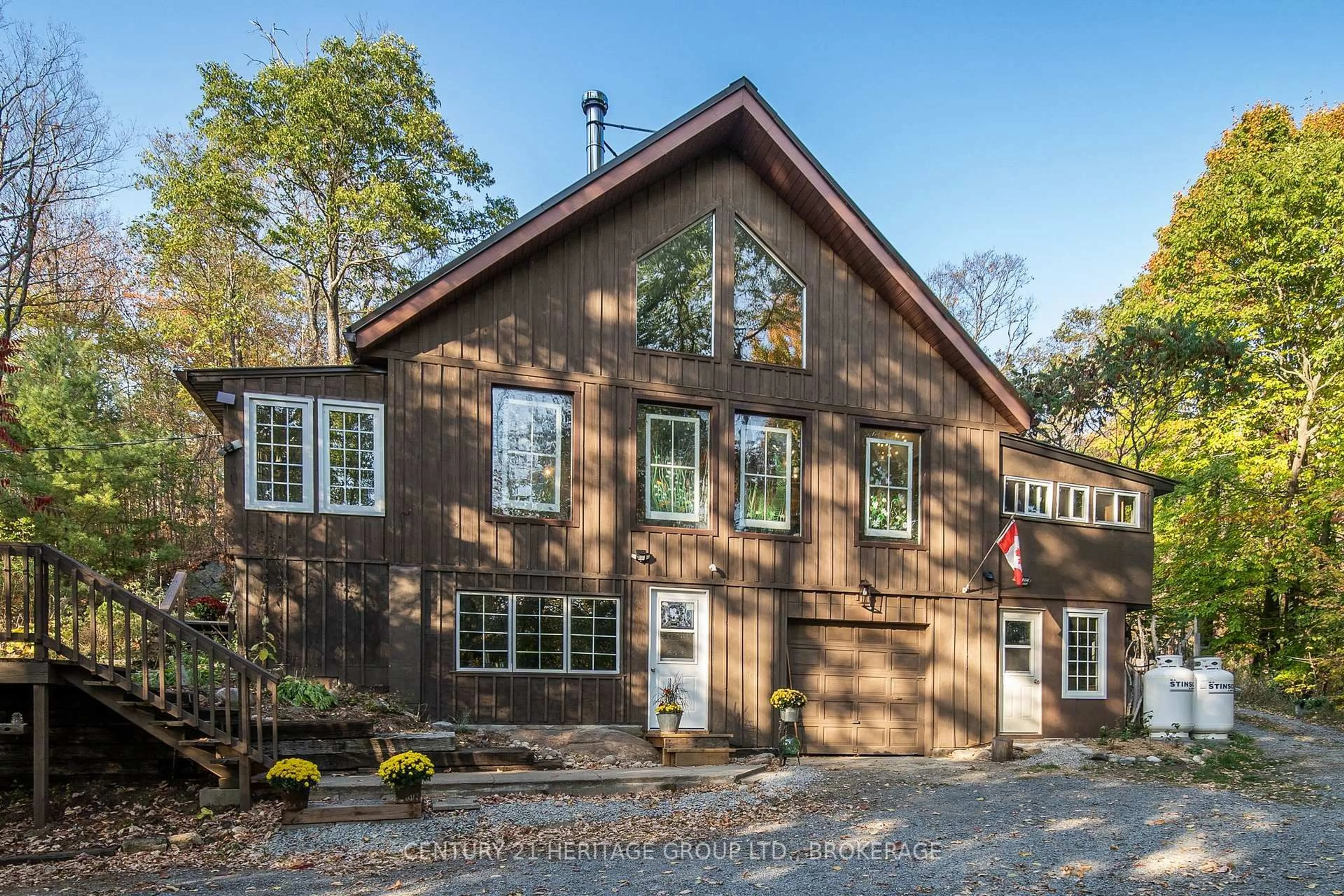 Home with brick exterior material, unknown for 1433 Townline Rd, Sharbot Lake Ontario K0H 2P0