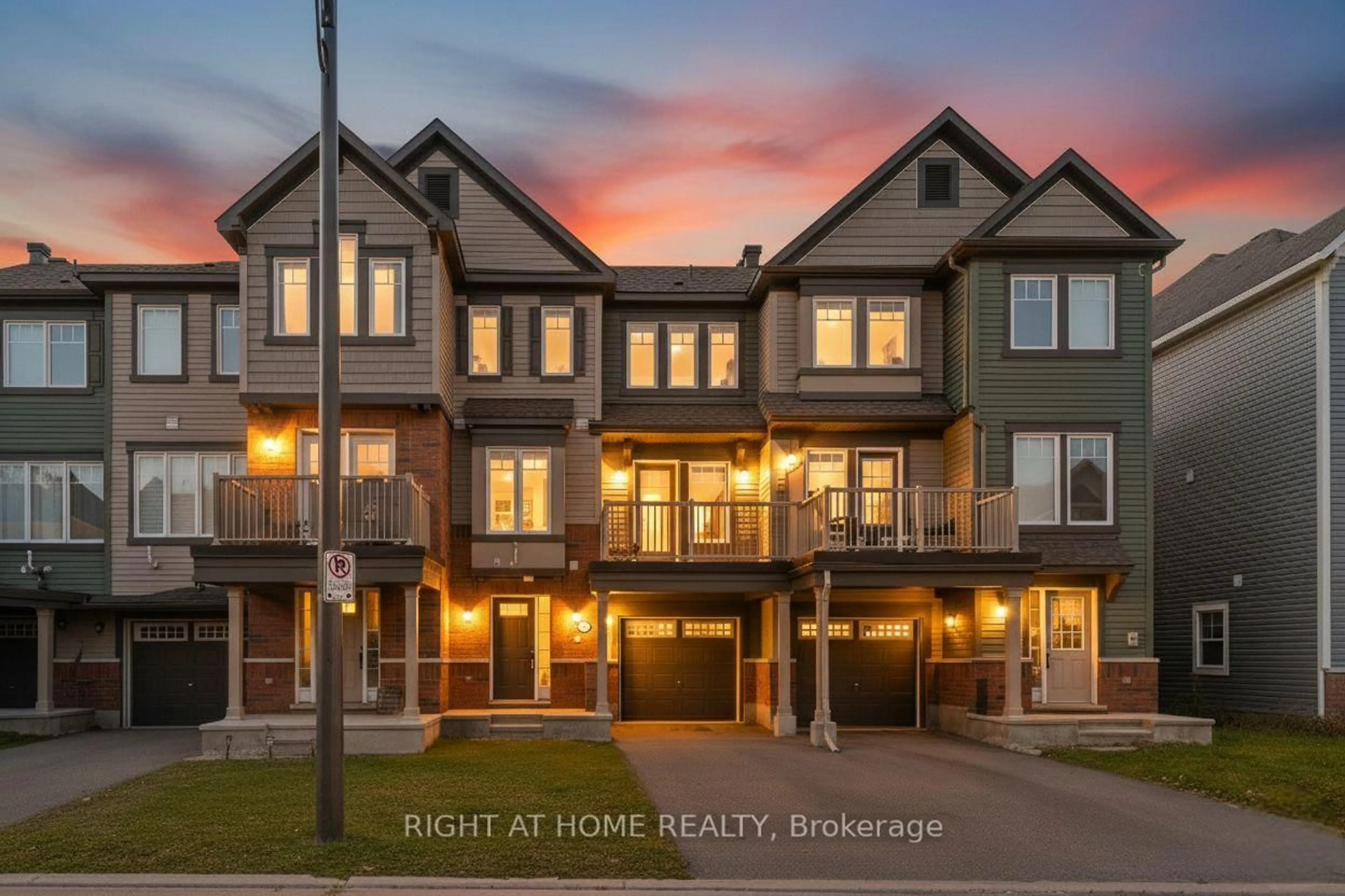 A pic from outside/outdoor area/front of a property/back of a property/a pic from drone, street for 411 Gerardia Lane, Ottawa Ontario K4A 1C7