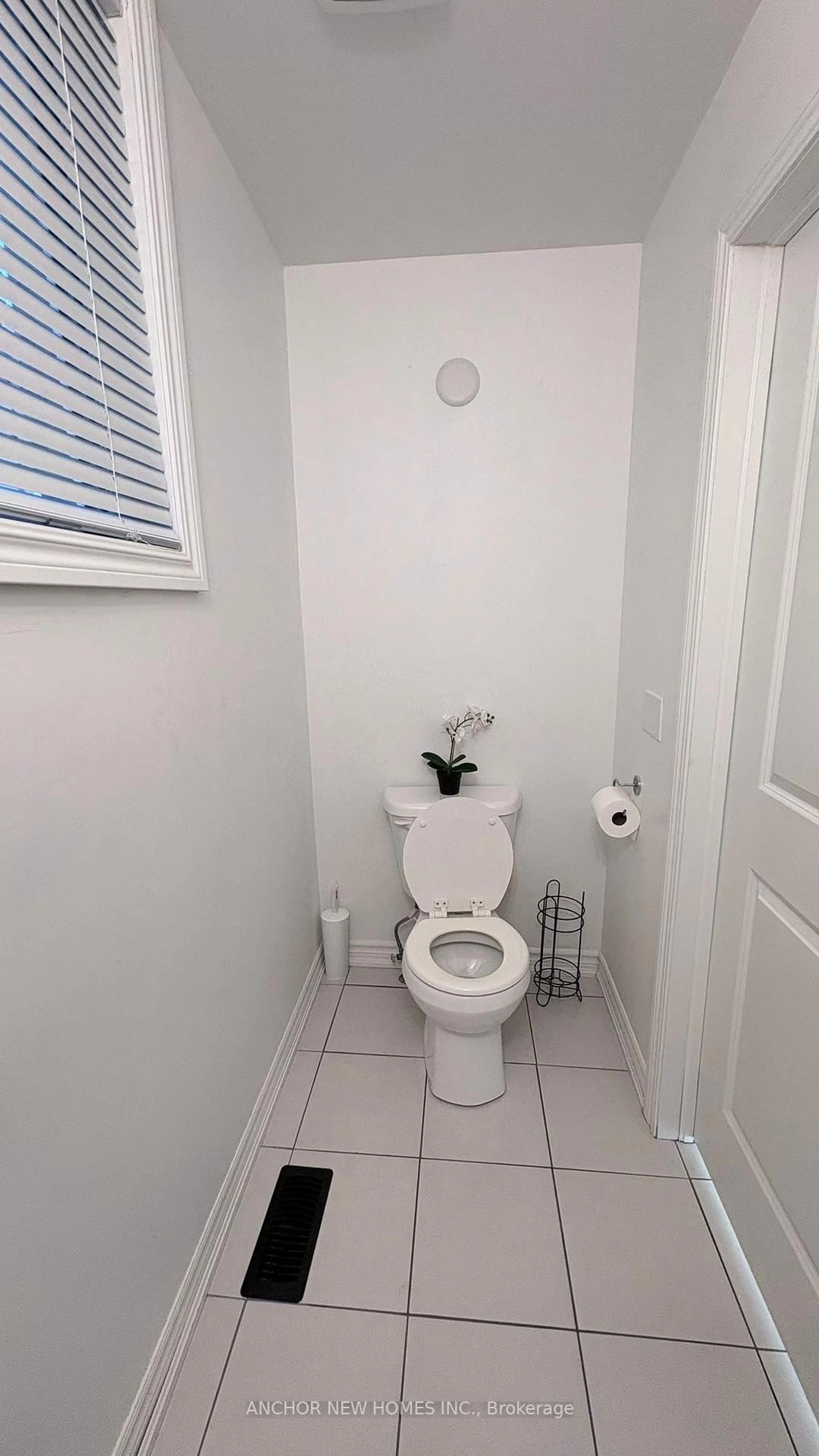 A pic of a room for 13 Tegan Crt, Loyalist Ontario K0H 0H0