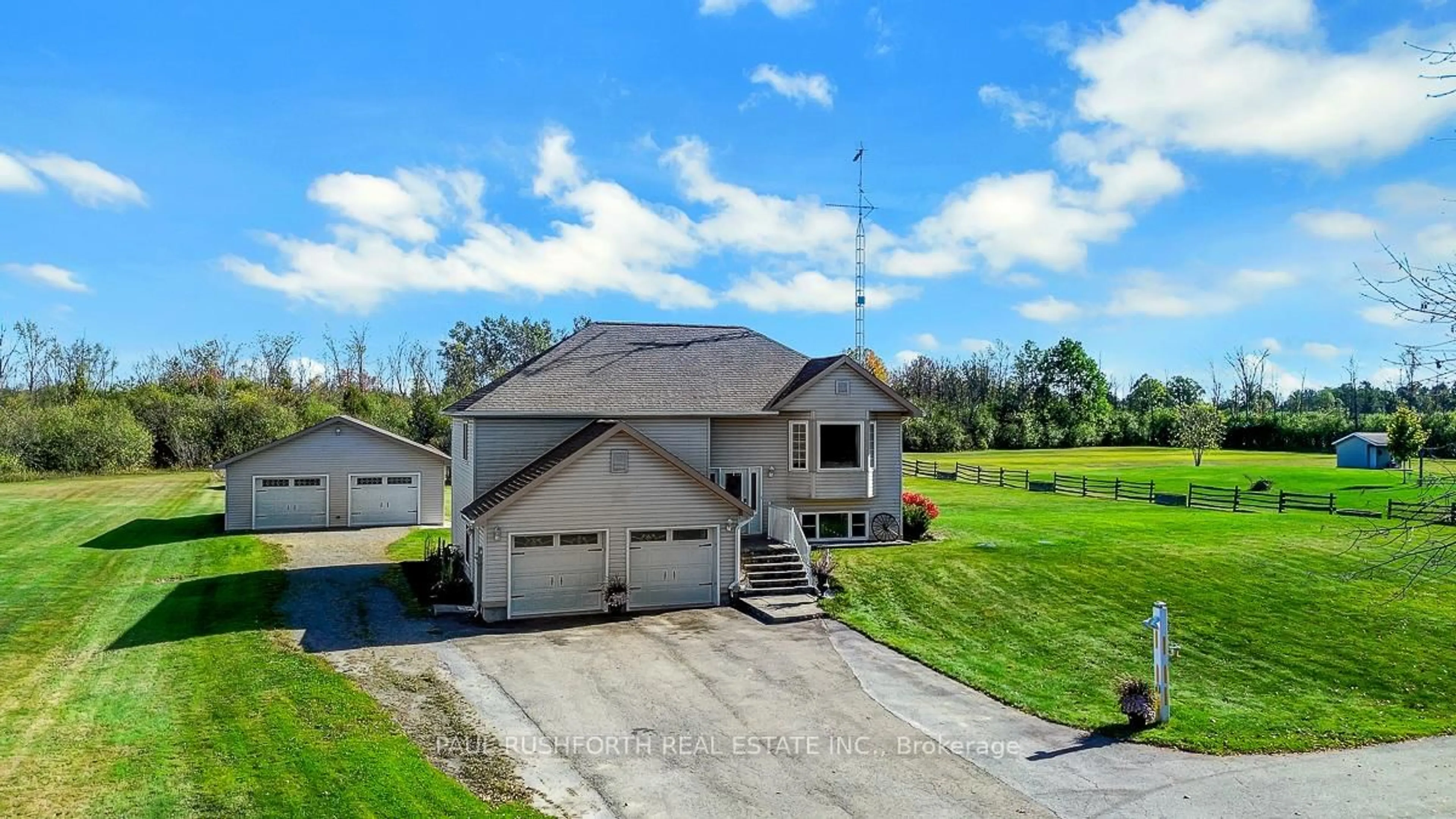 A pic from outside/outdoor area/front of a property/back of a property/a pic from drone, unknown for 1293 Drummond 1 Concession, Perth Ontario K7H 3C3