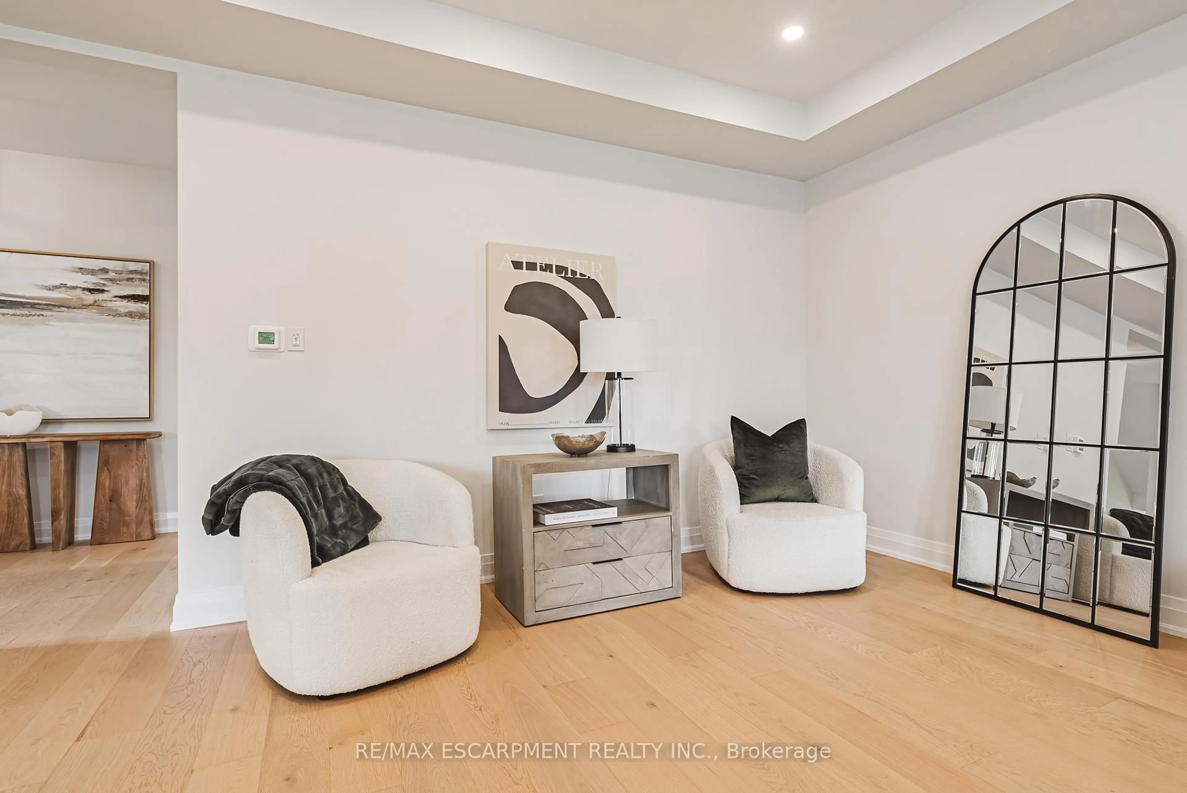 Living room with furniture, unknown for 242 Kellogg Ave, Hamilton Ontario L0R 1W0