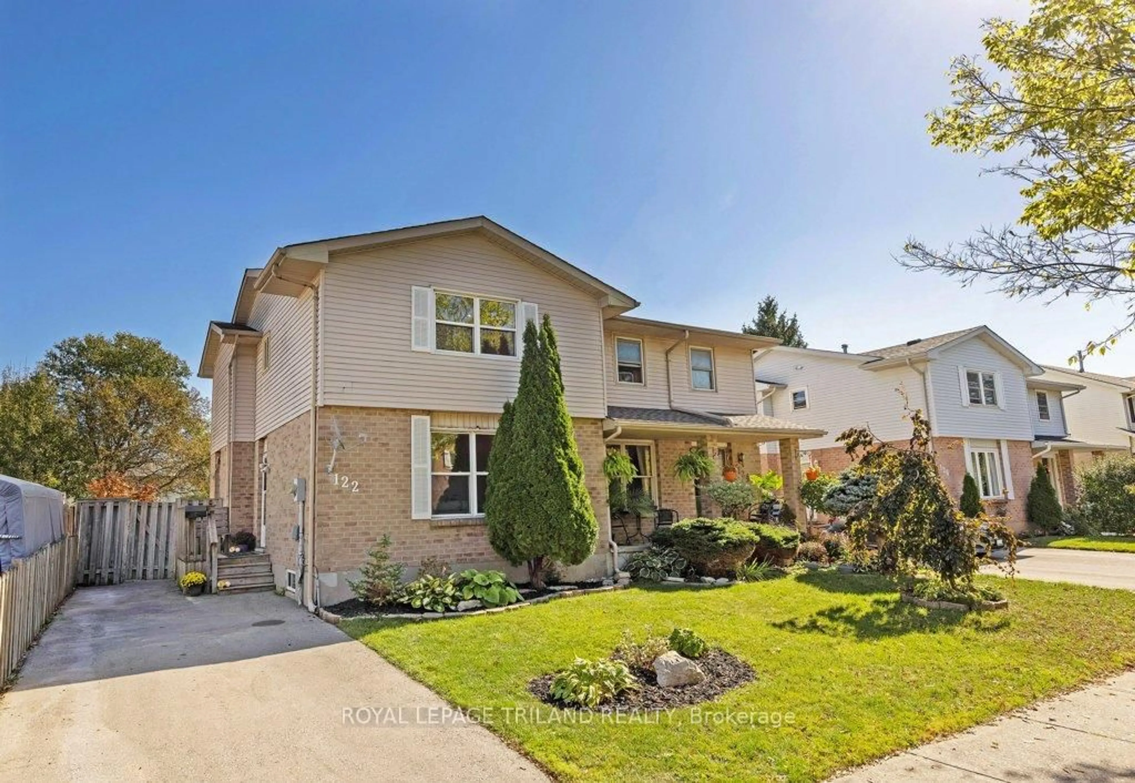 Unknown for 122 Golfdale Cres, London South Ontario N6C 5X6
