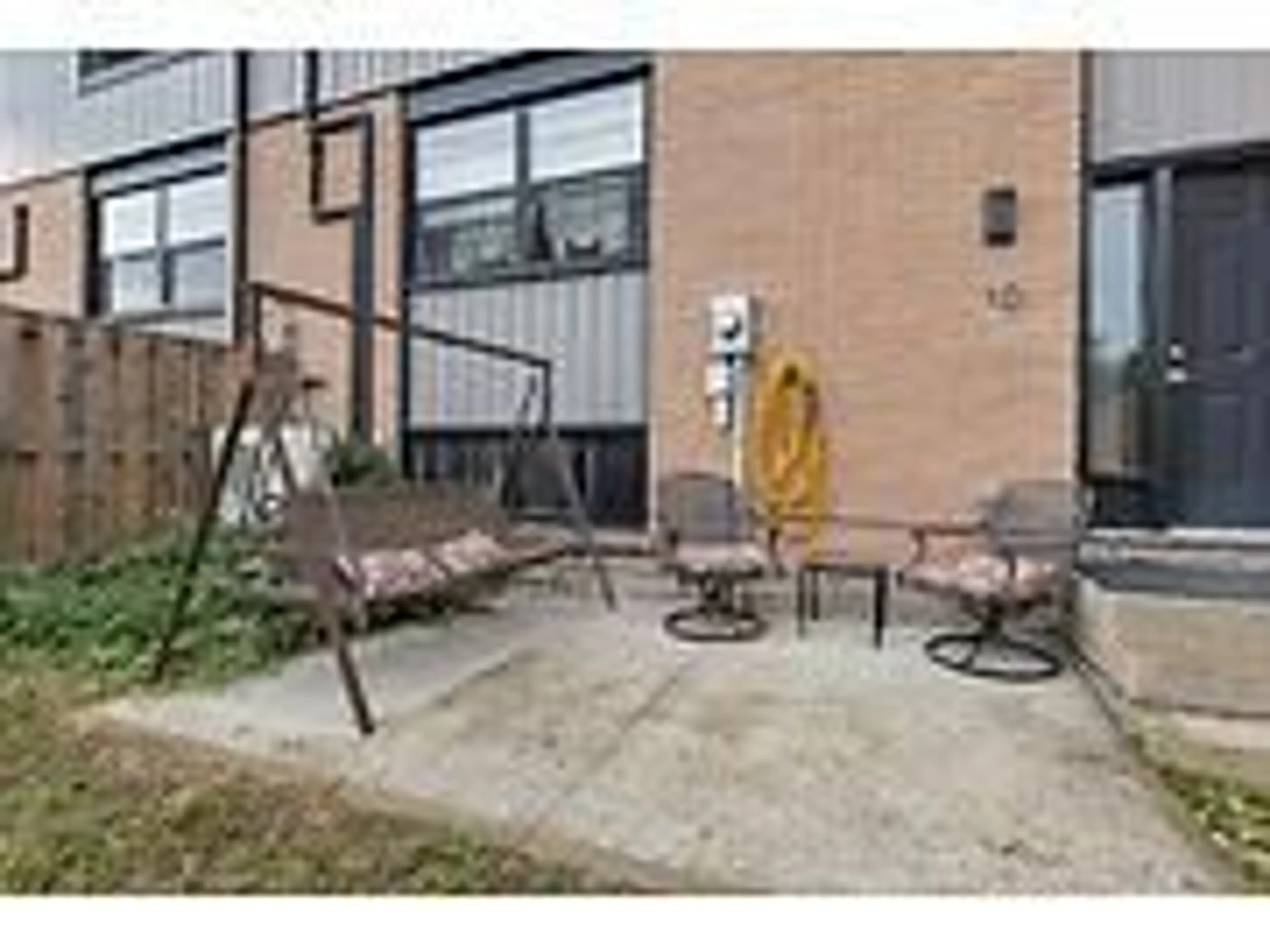 Patio, street for 105 ANDOVER Dr #10, London South Ontario N6J 4B1