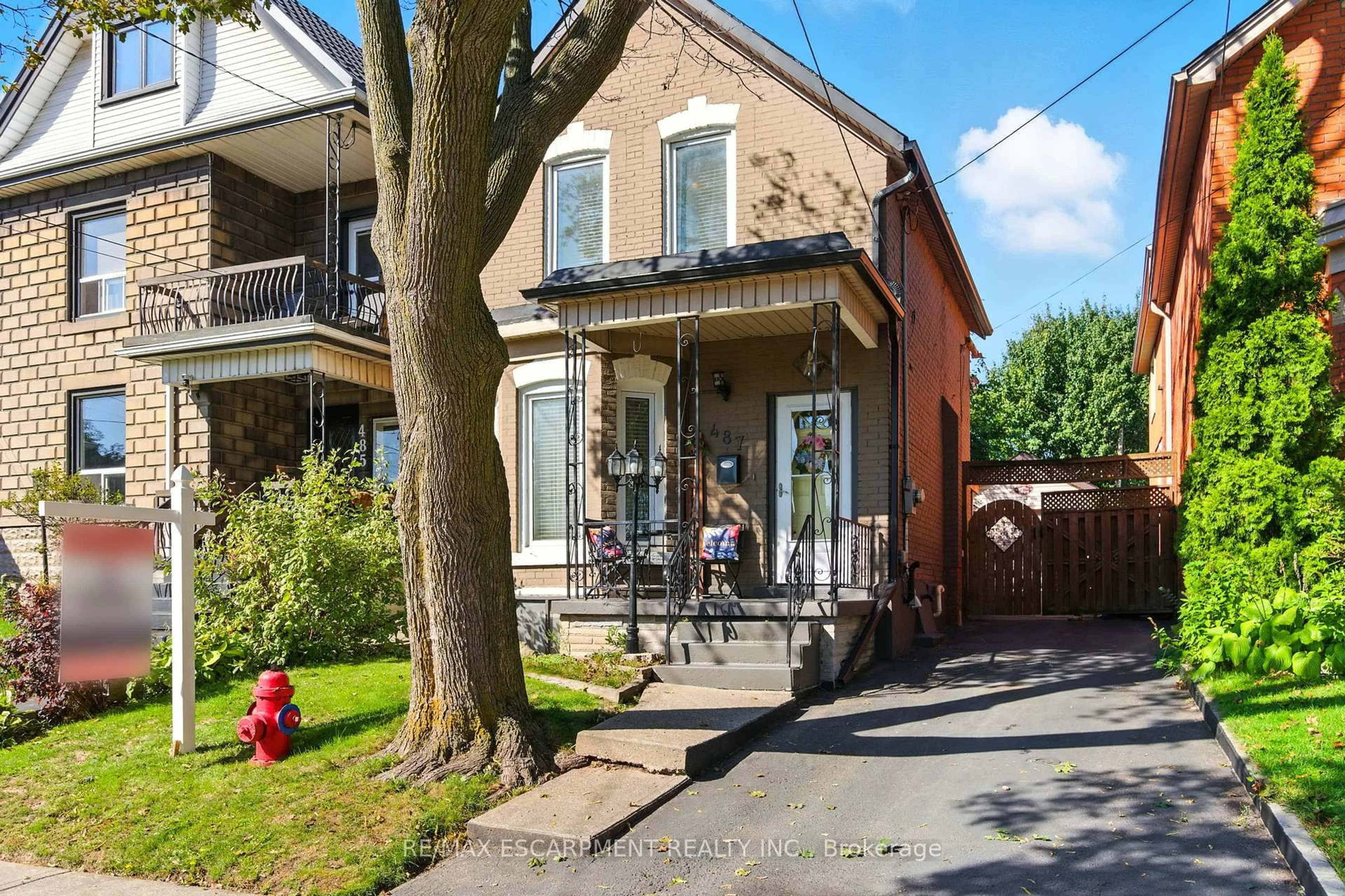 Unknown for 487 Catharine St, Hamilton Ontario L8L 4V1