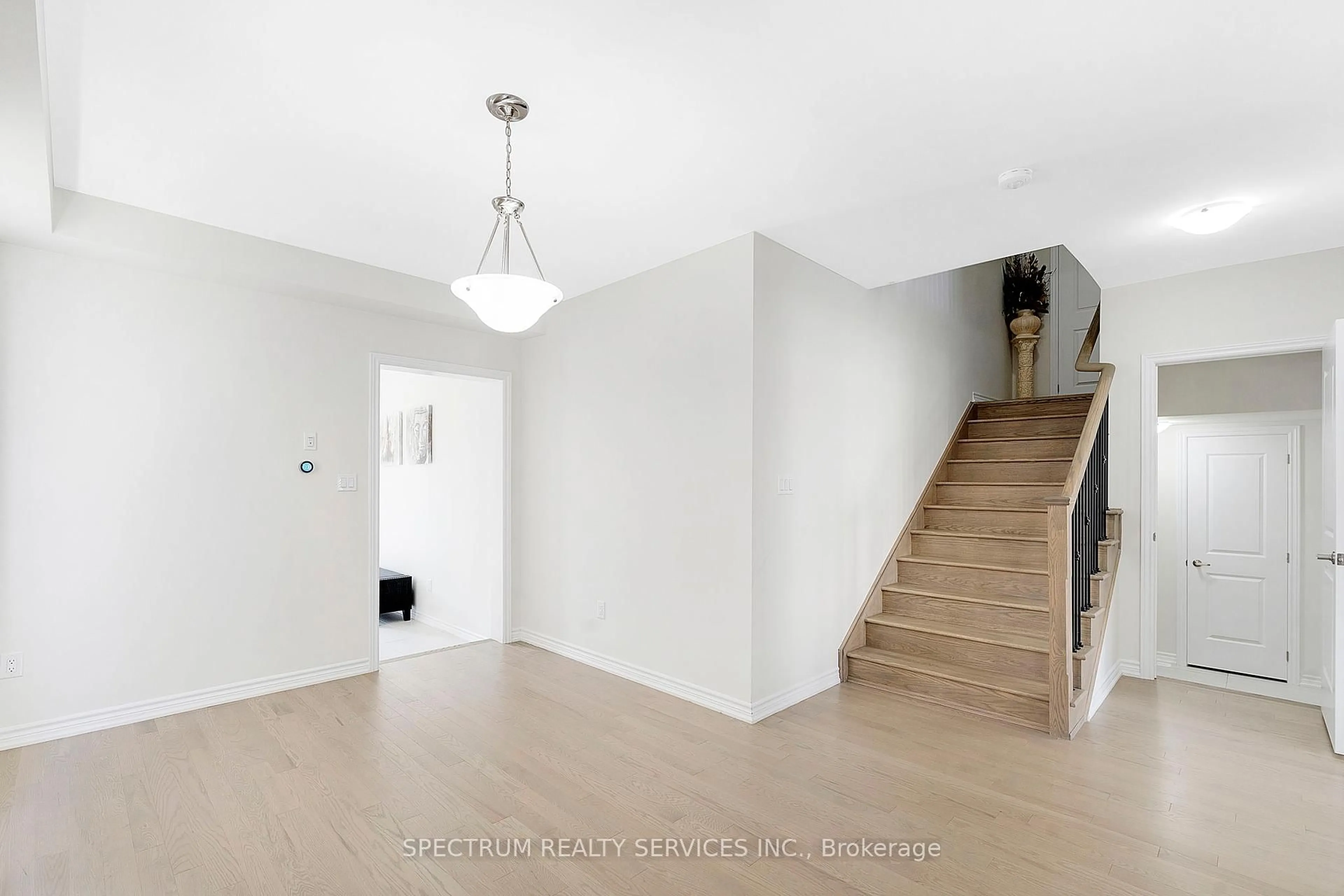 Unknown for 52 Granka St, Brantford Ontario N3T 0X5
