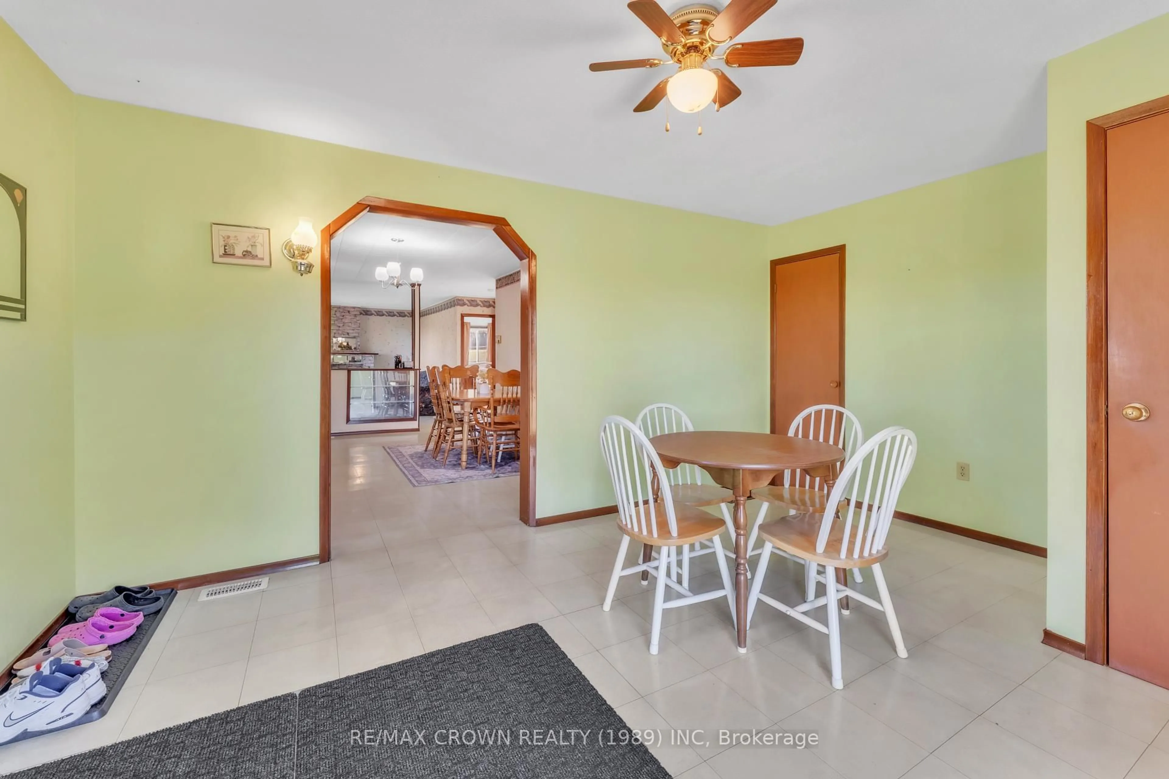 Dining room, ceramic/tile floor for 936 Laplante Rd, Bonfield Ontario P0H 2E0