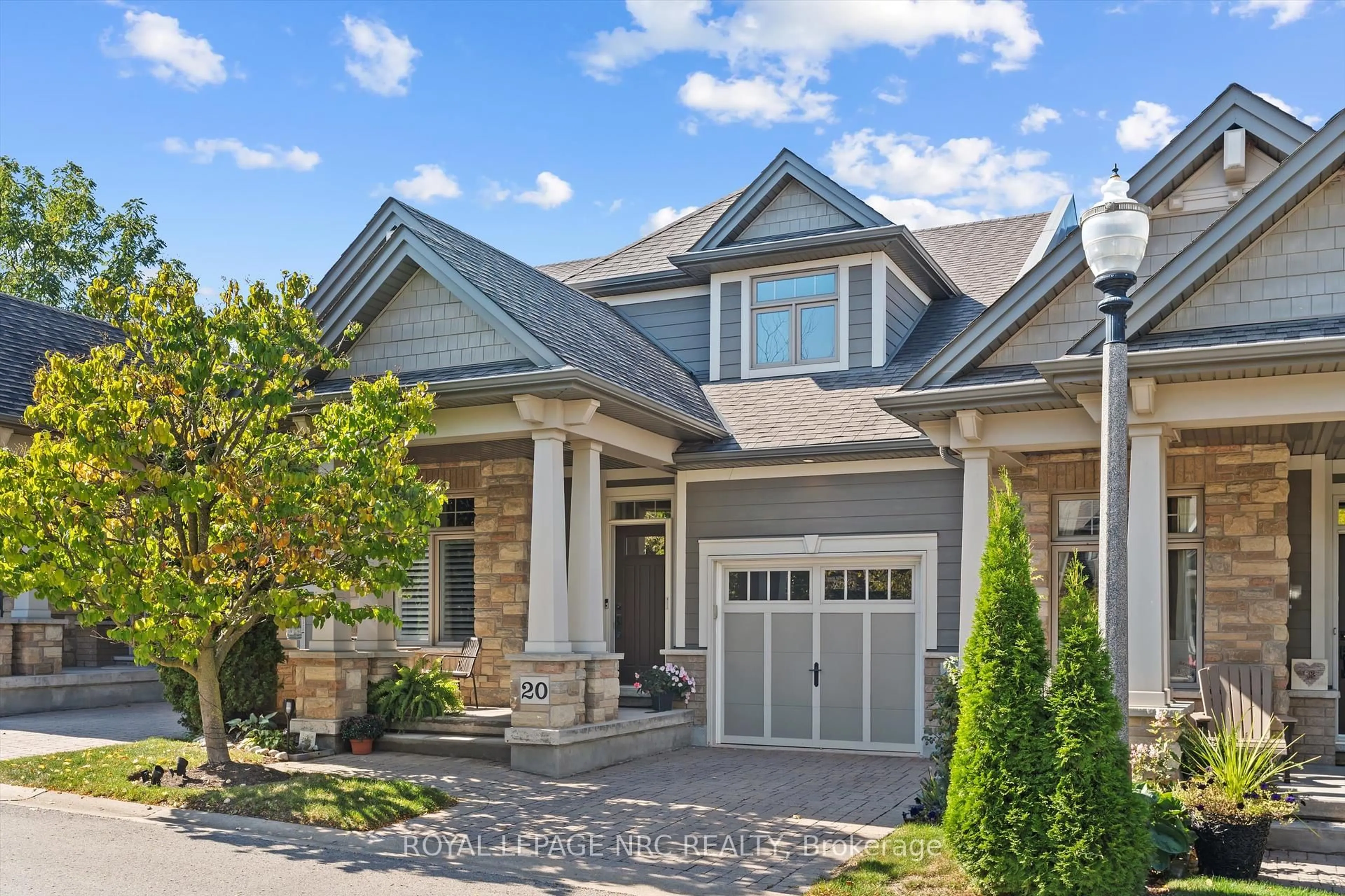 Home with brick exterior material, street for 2880 King St #20, Lincoln Ontario L0R 1S0