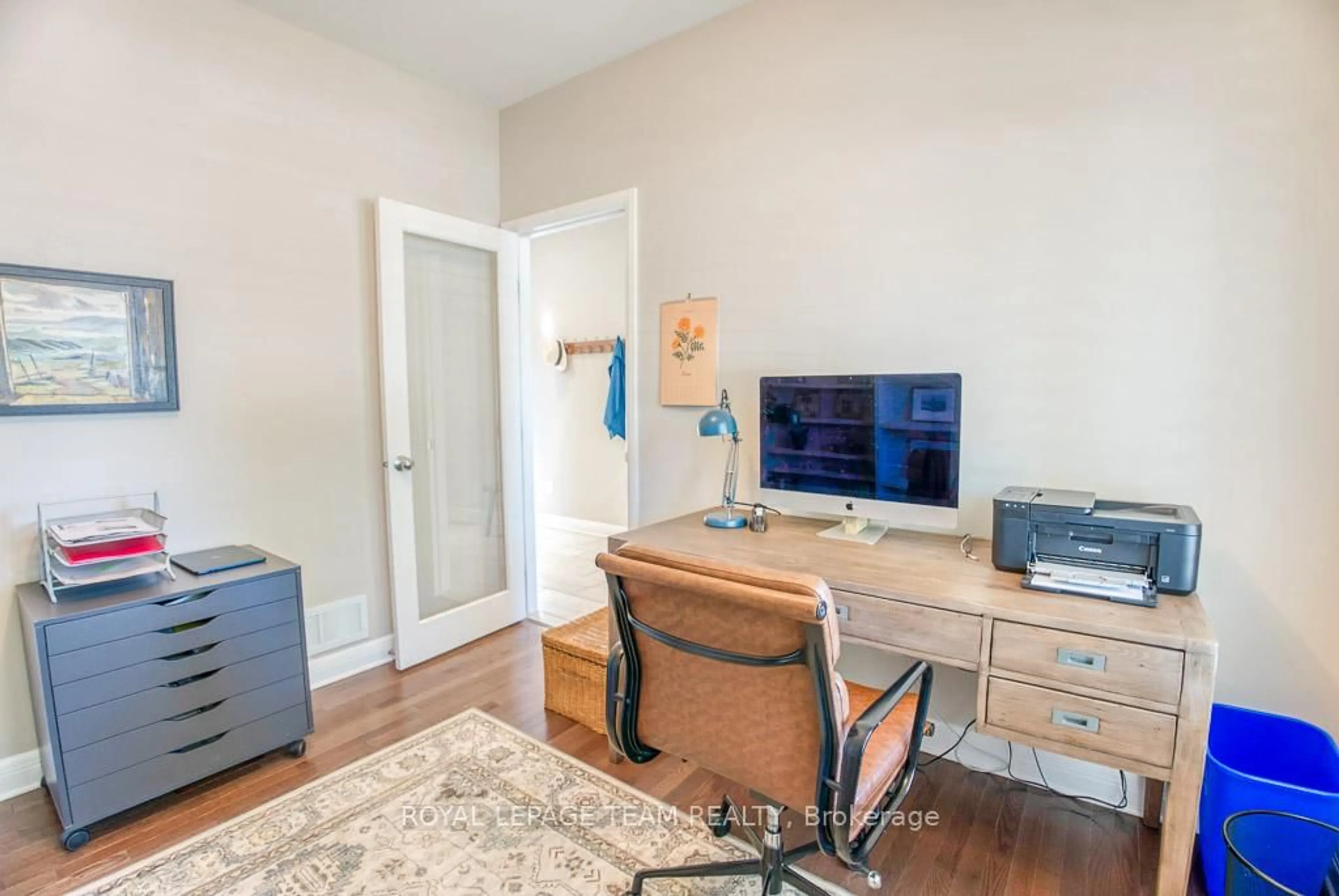 A pic of a room for 107 Kitsilano Crt, Ottawa Ontario K2H 0B5