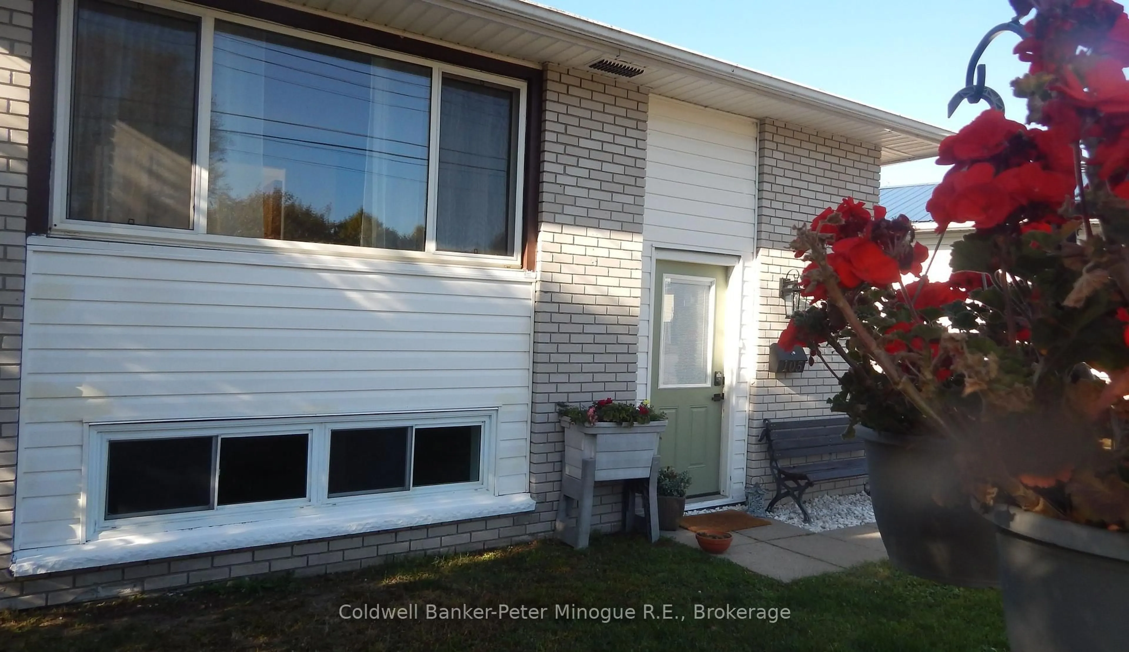 Home with vinyl exterior material, street for 105 Strathcona Dr, North Bay Ontario P1A 2N5