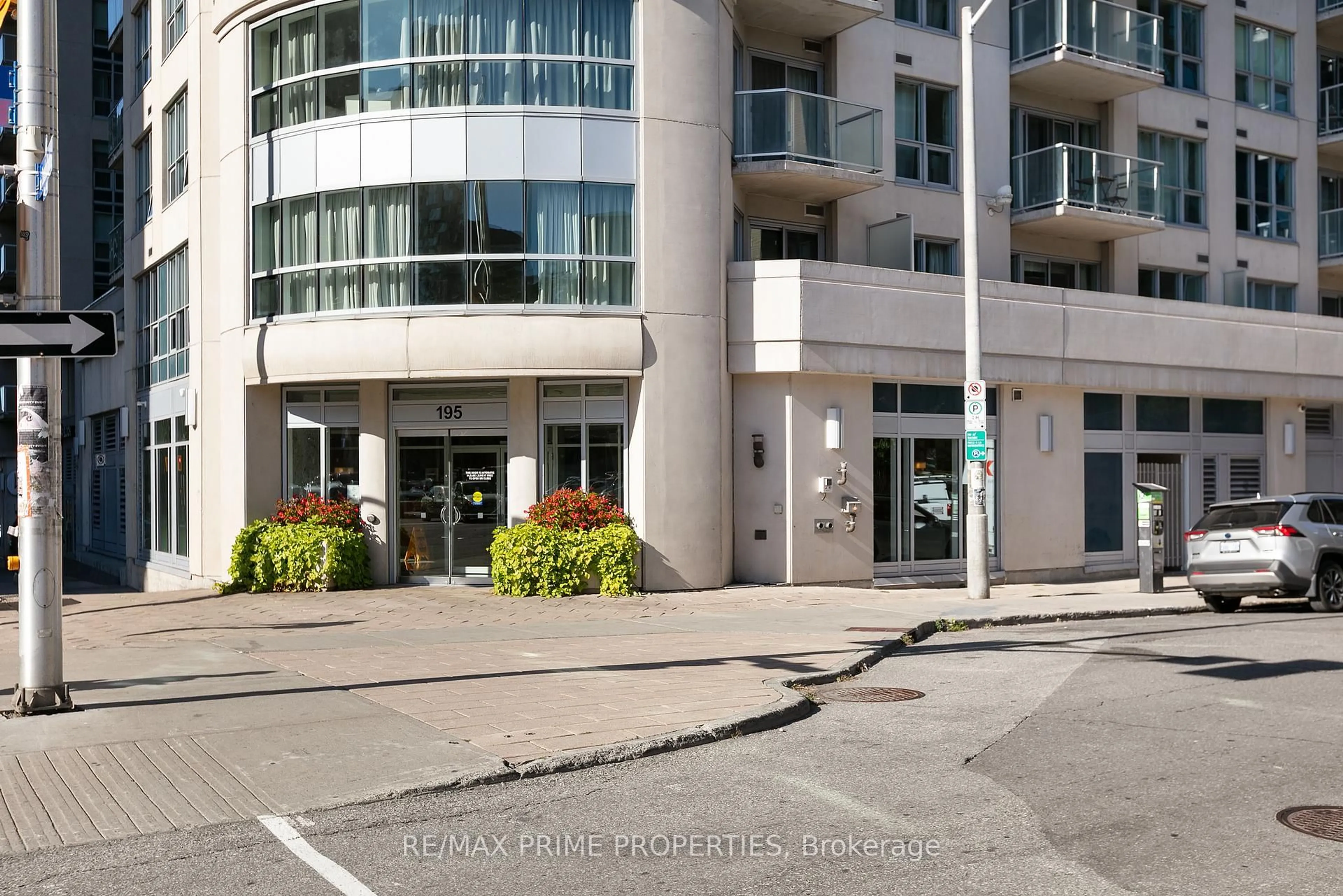 Unknown for 195 Besserer St #1306, Ottawa Ontario K1N 0B6