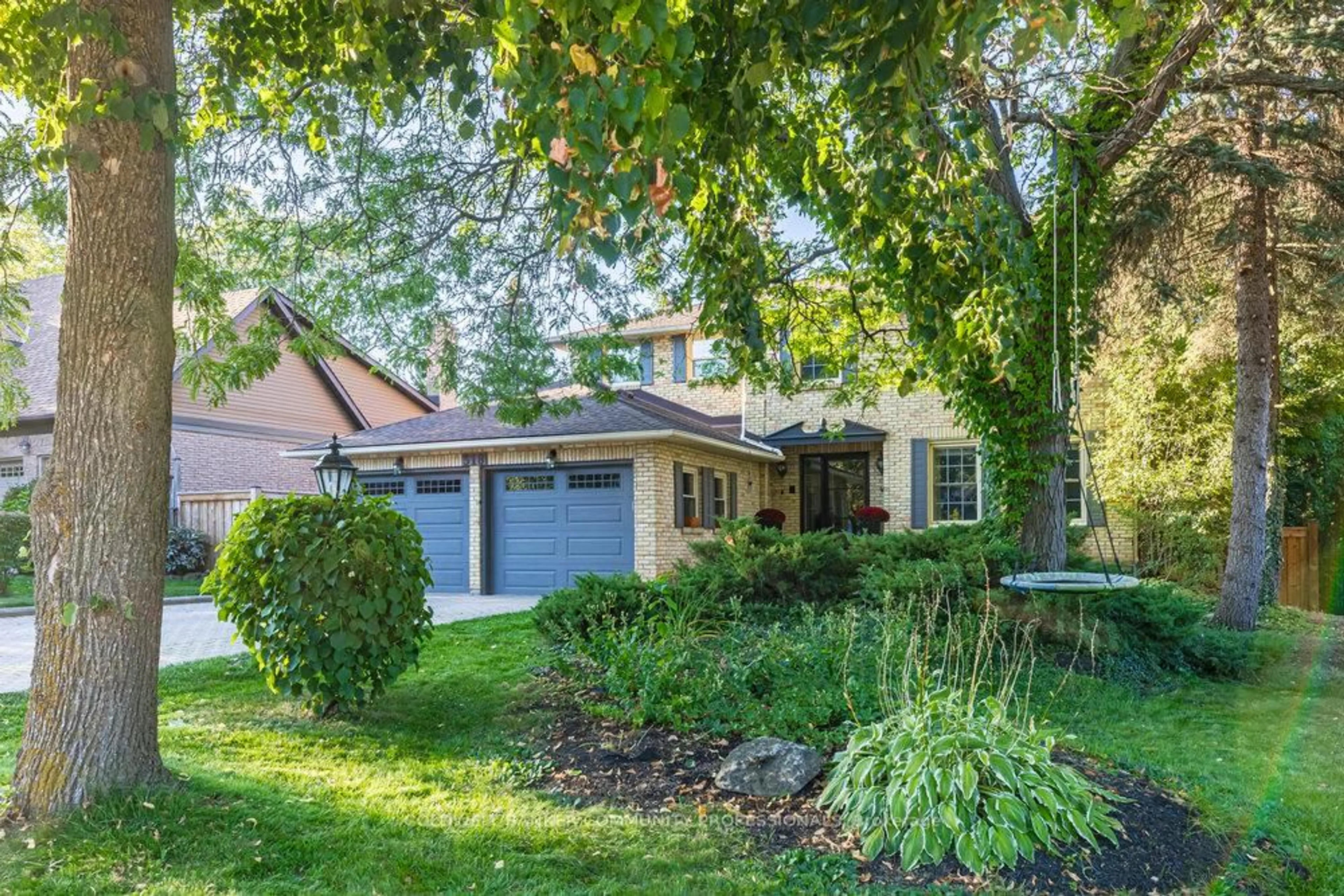 Unknown for 318 Lloyminn Ave, Hamilton Ontario L9G 3X4