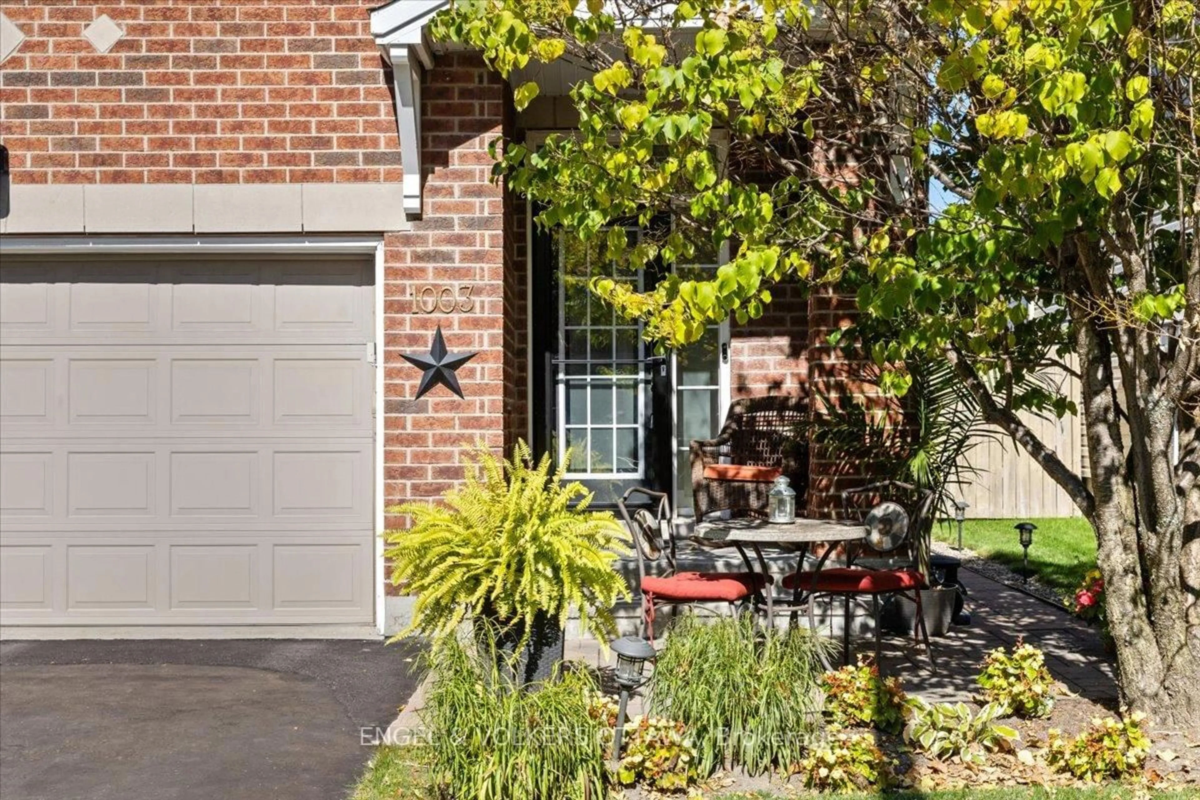 Home with brick exterior material, street for 1003 Markwick Cres, Ottawa Ontario K4A 4X5