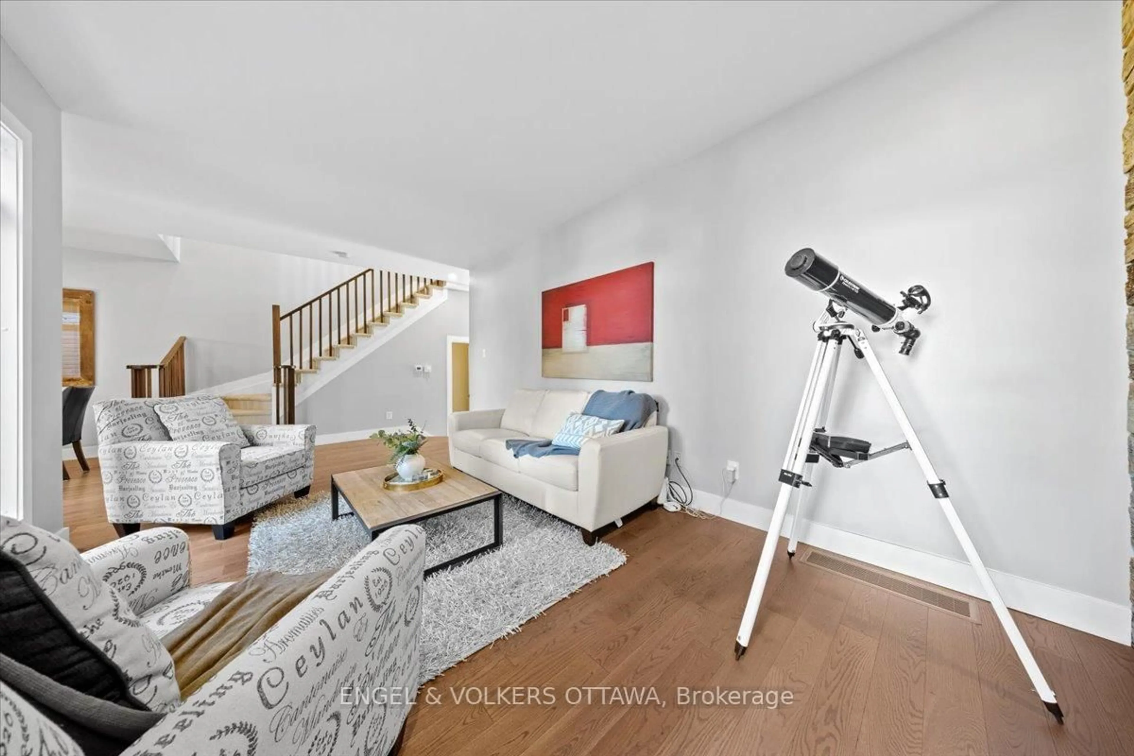 Living room with furniture, unknown for 1003 Markwick Cres, Ottawa Ontario K4A 4X5