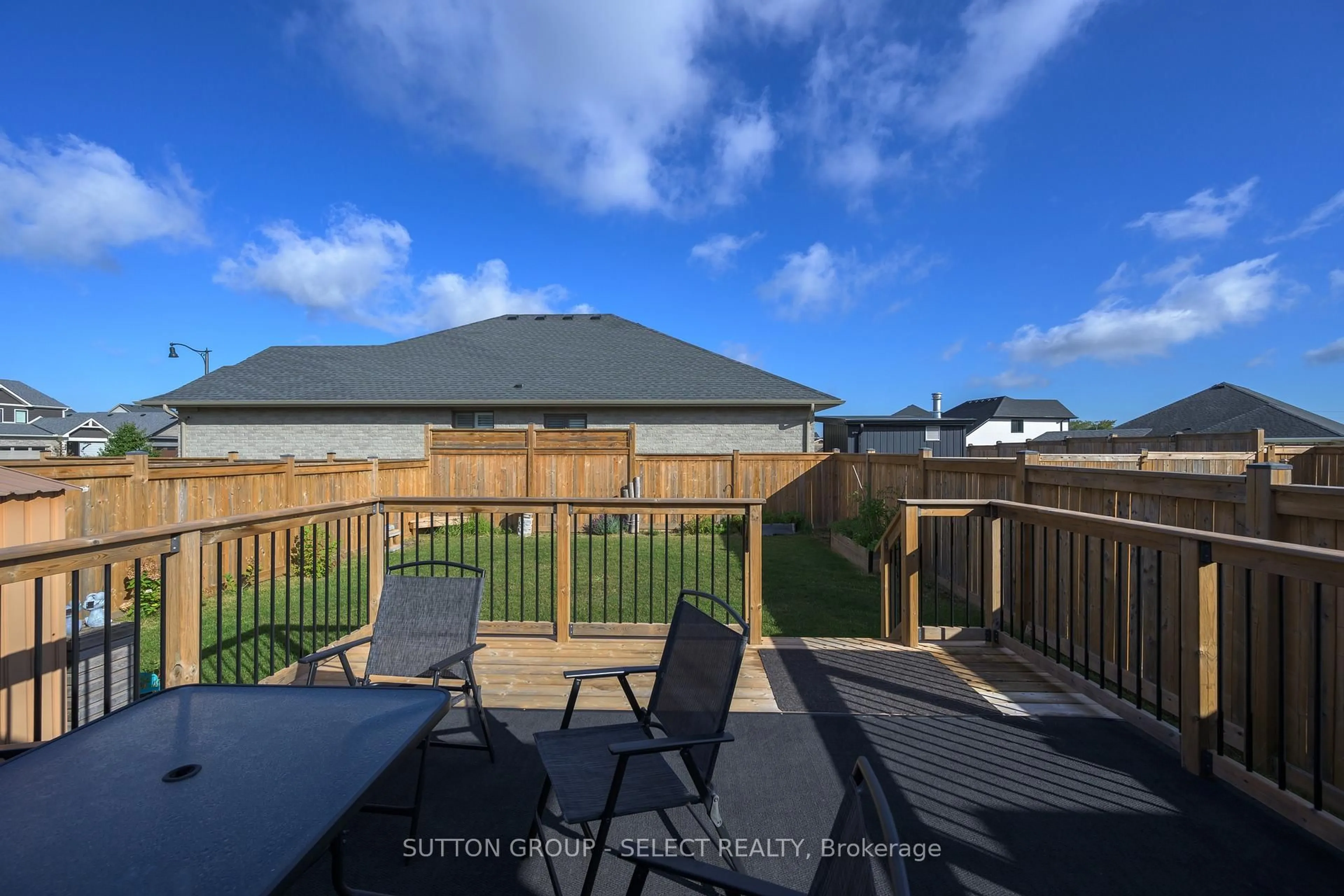 Patio, unknown for 3 Harlequin Crt, St. Thomas Ontario N5R 0L5