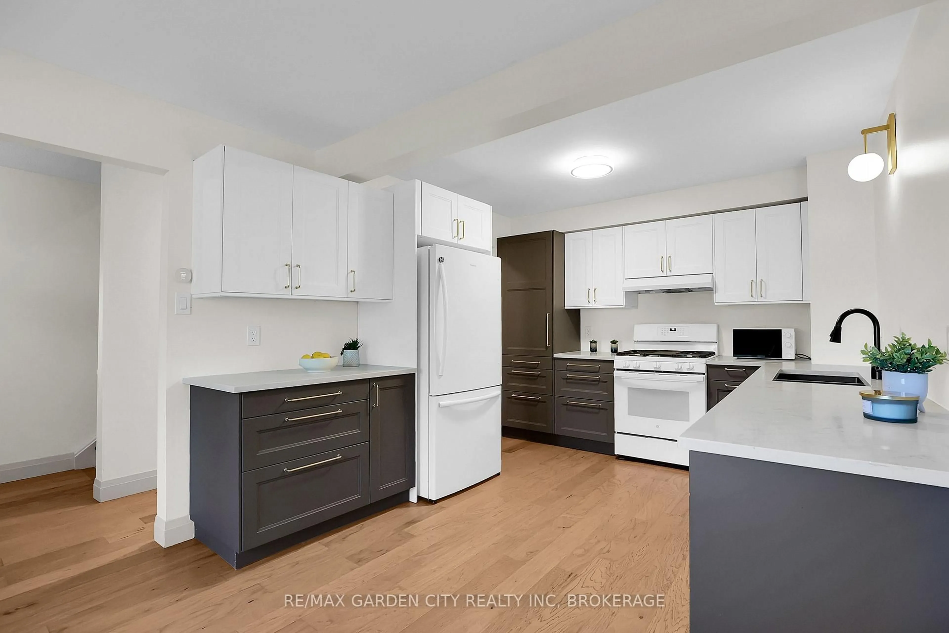 Open concept kitchen, unknown for 185 Denistoun St #85, Welland Ontario L3C 6J6