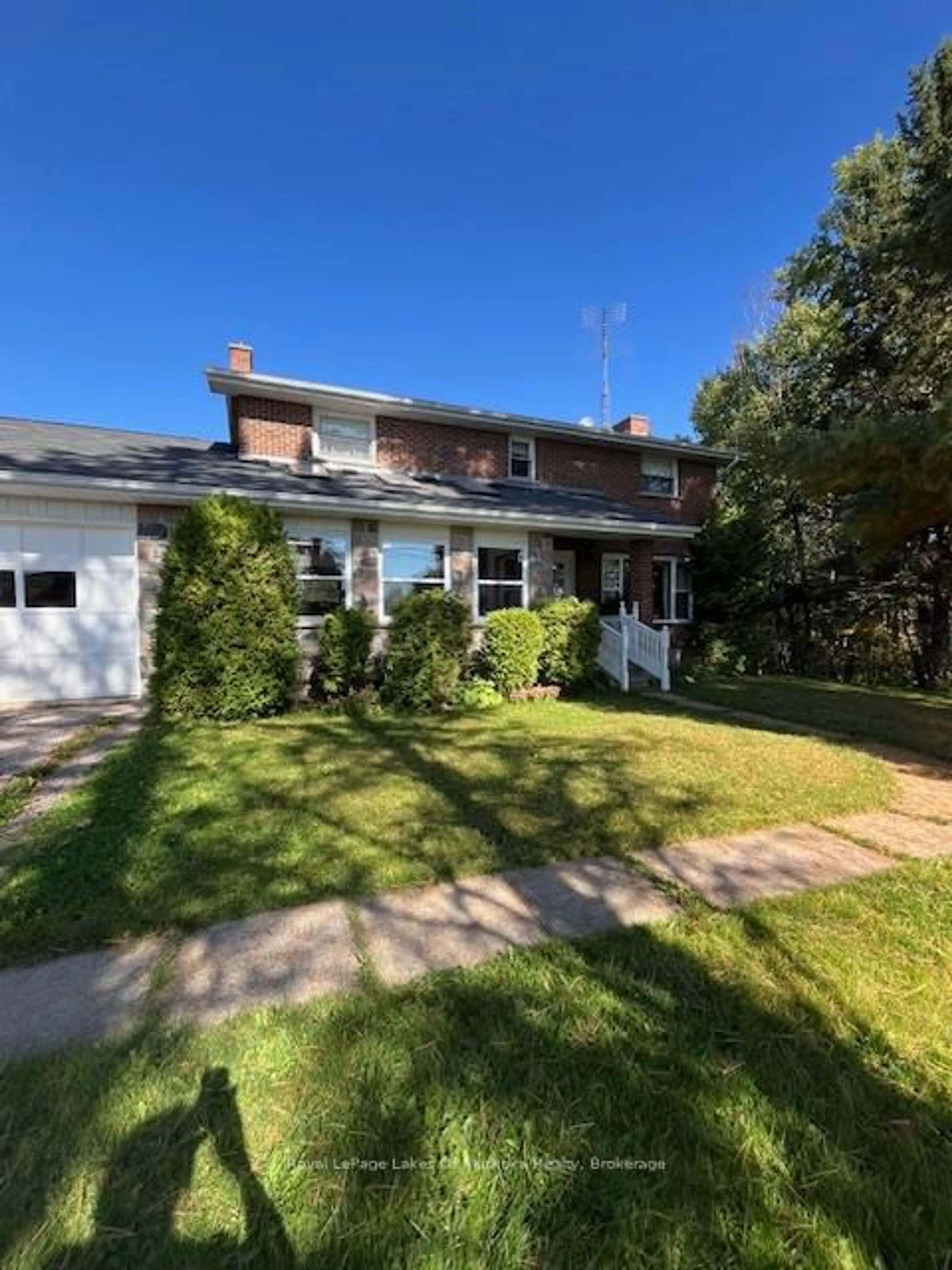 A pic from outside/outdoor area/front of a property/back of a property/a pic from drone, street for 96 520 Highway, Burk's Falls Ontario P0C 1A0