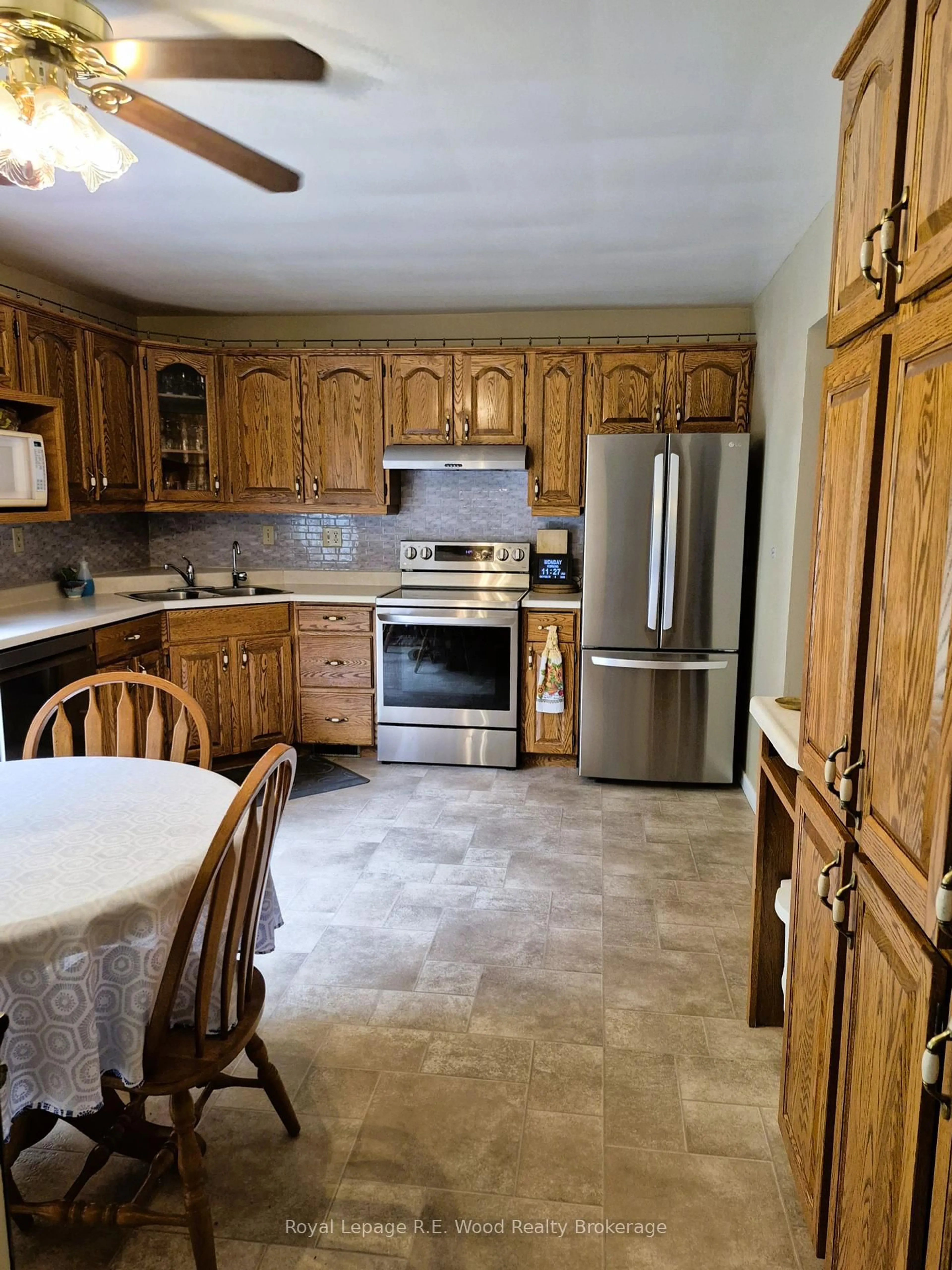 Unknown for 15 Trottier Dr, Tillsonburg Ontario N4G 4P6