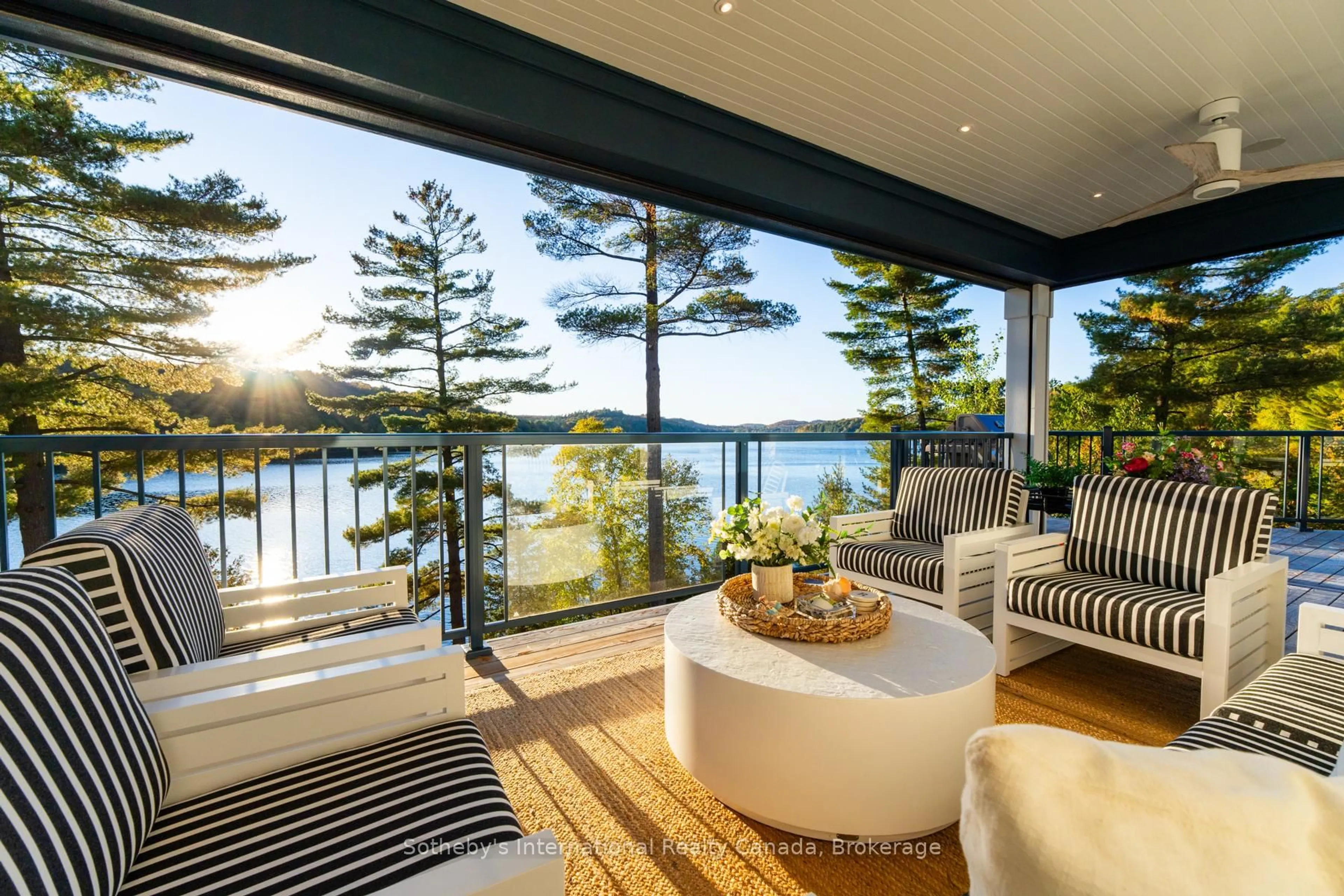 Patio, water/lake/river/ocean view for 800 Big Island Rd, Huntsville Ontario P1H 2J2