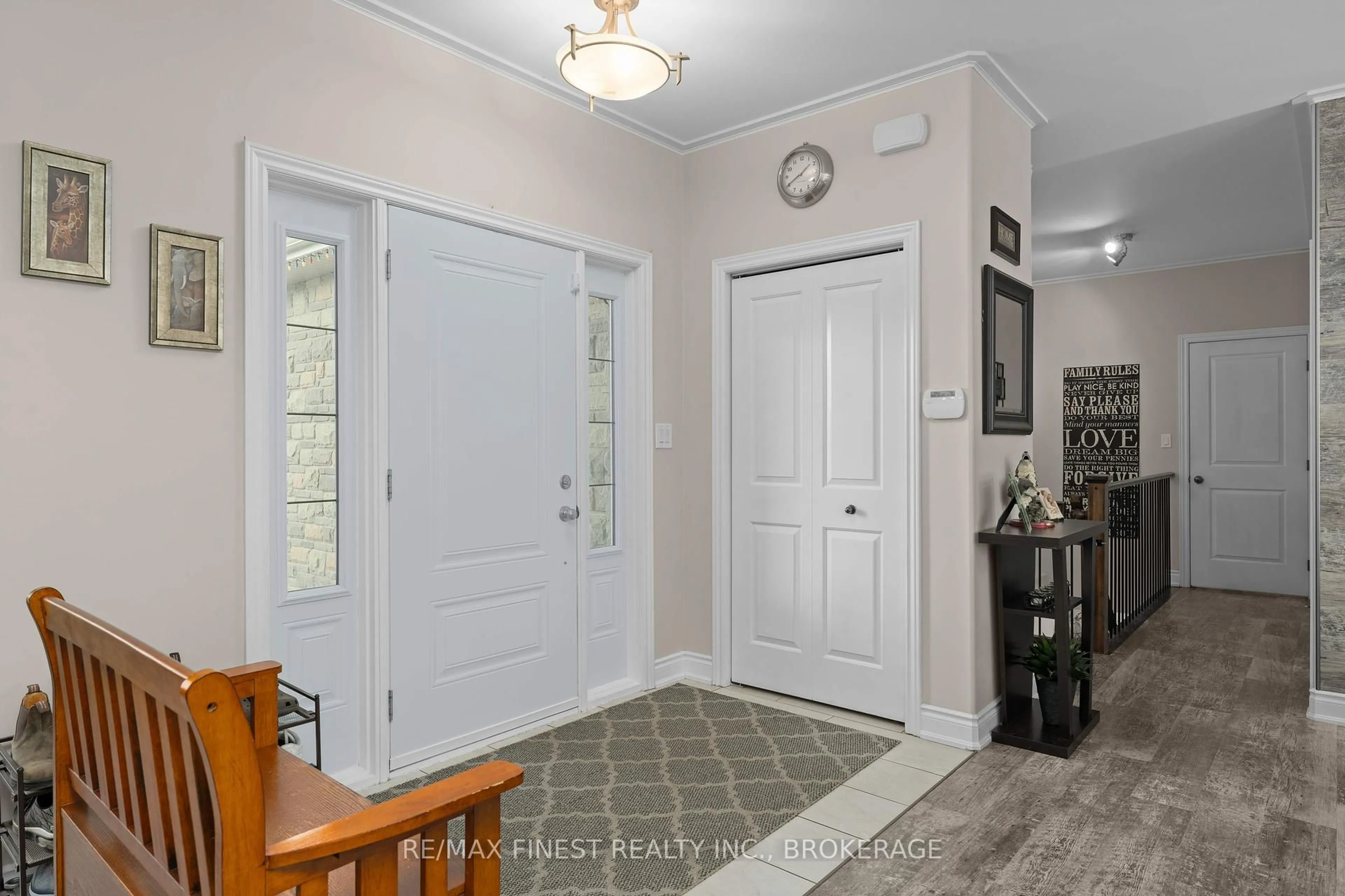 Indoor entryway for 3527 Battersea Rd, Bissett Creek Ontario K0H 2H0