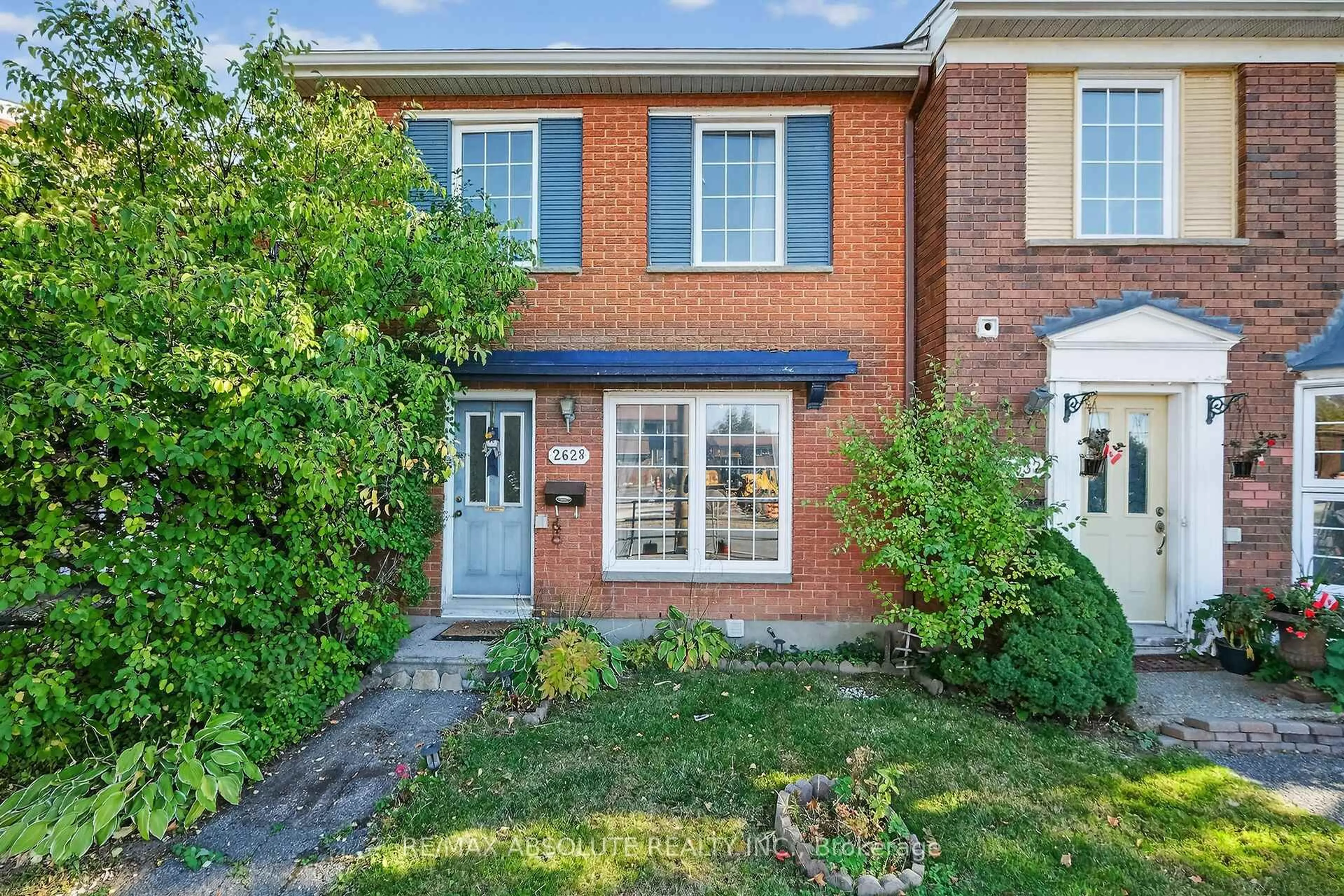 Home with brick exterior material, street for 2628 Baseline Rd, Ottawa Ontario K2H 7B4