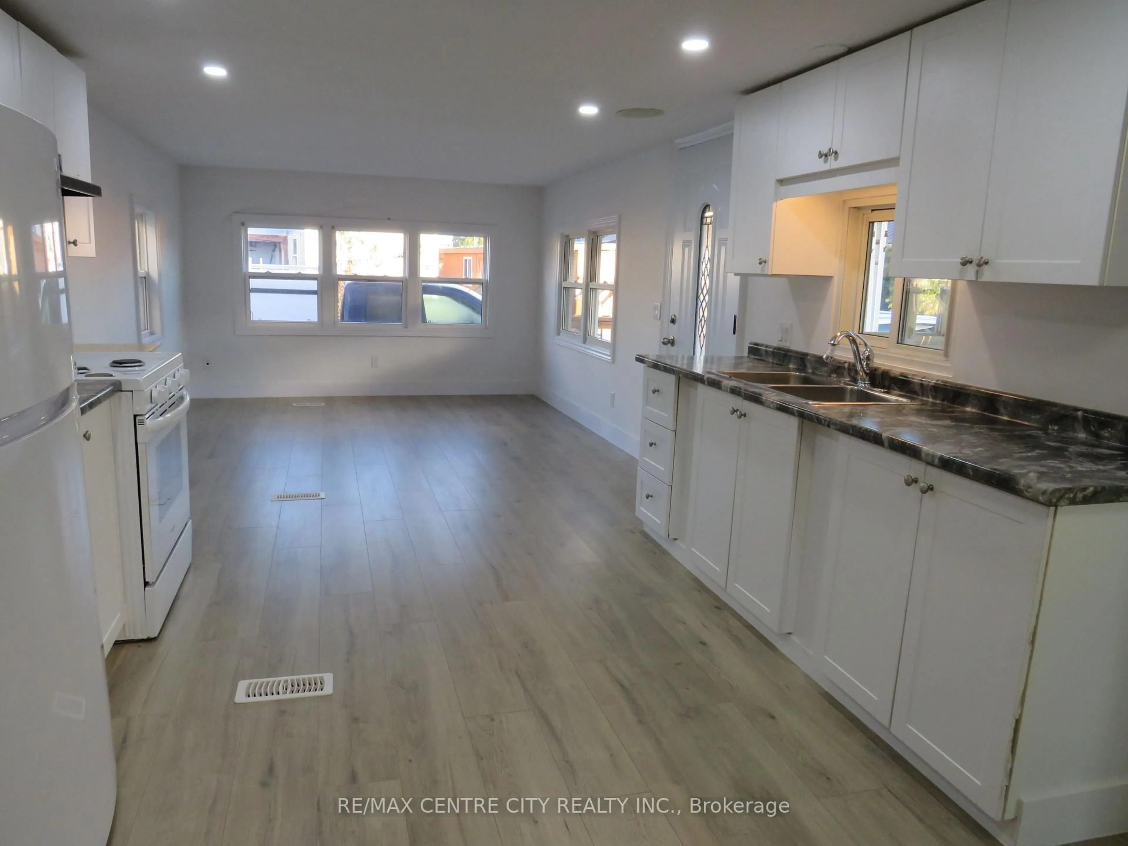 Open concept kitchen, unknown for 2189 Dundas St #90, London East Ontario N5V 1H3