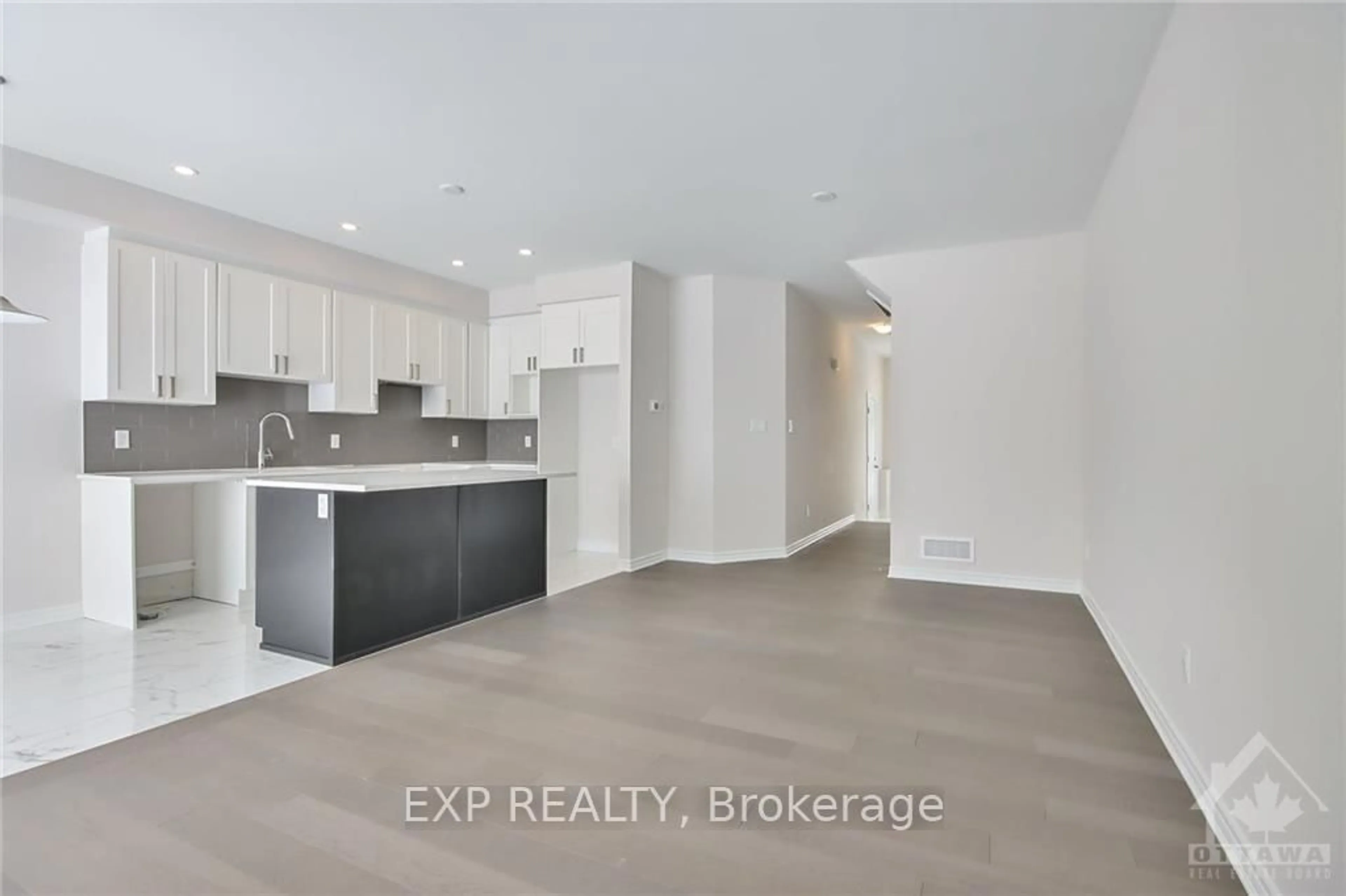 Open concept kitchen, ceramic/tile floor for 1940 HAWKER Private, Carp Ontario K0A 1L0