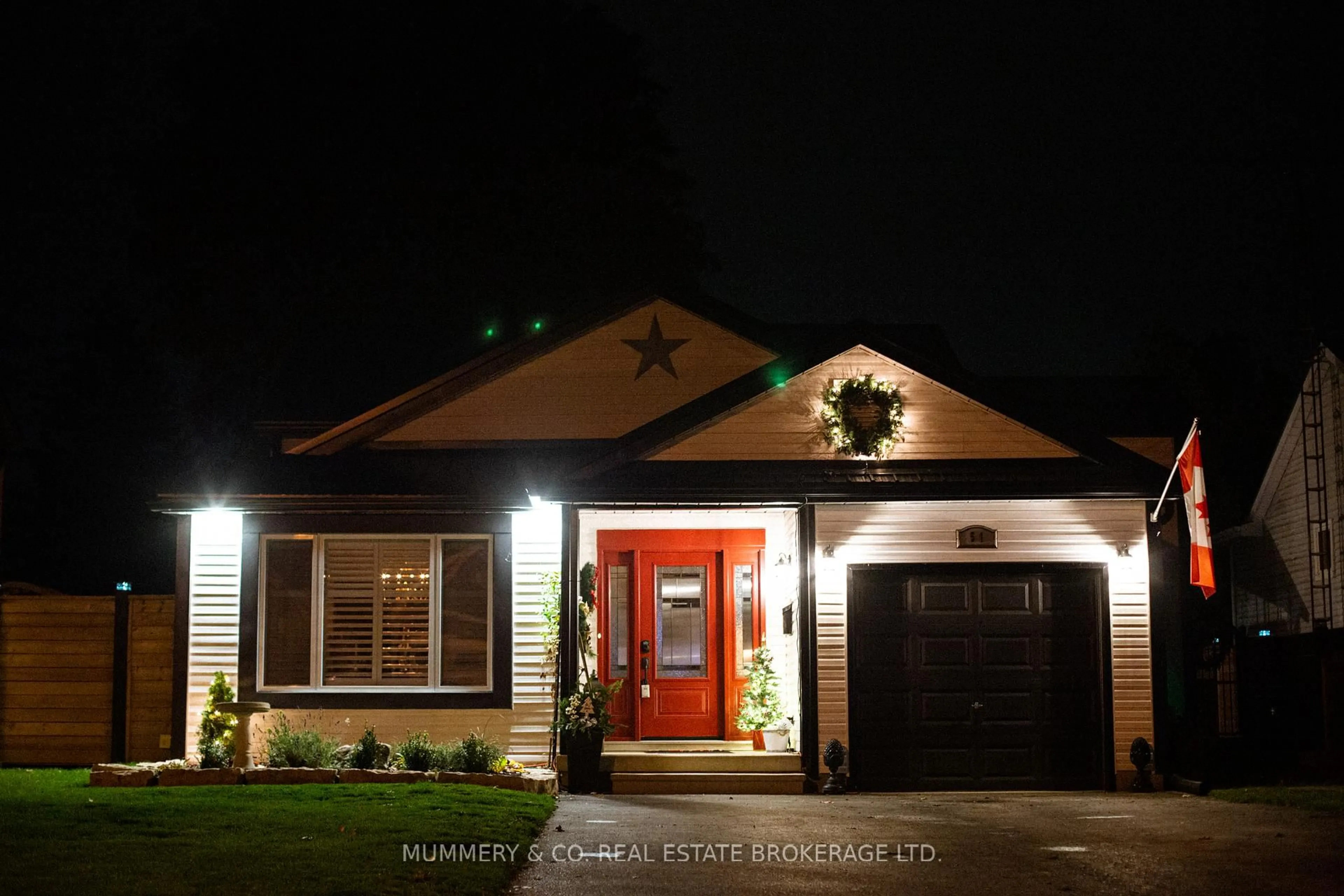 Home with brick exterior material, street for 51 Leslie Ave, Norfolk Ontario N0A 1N4
