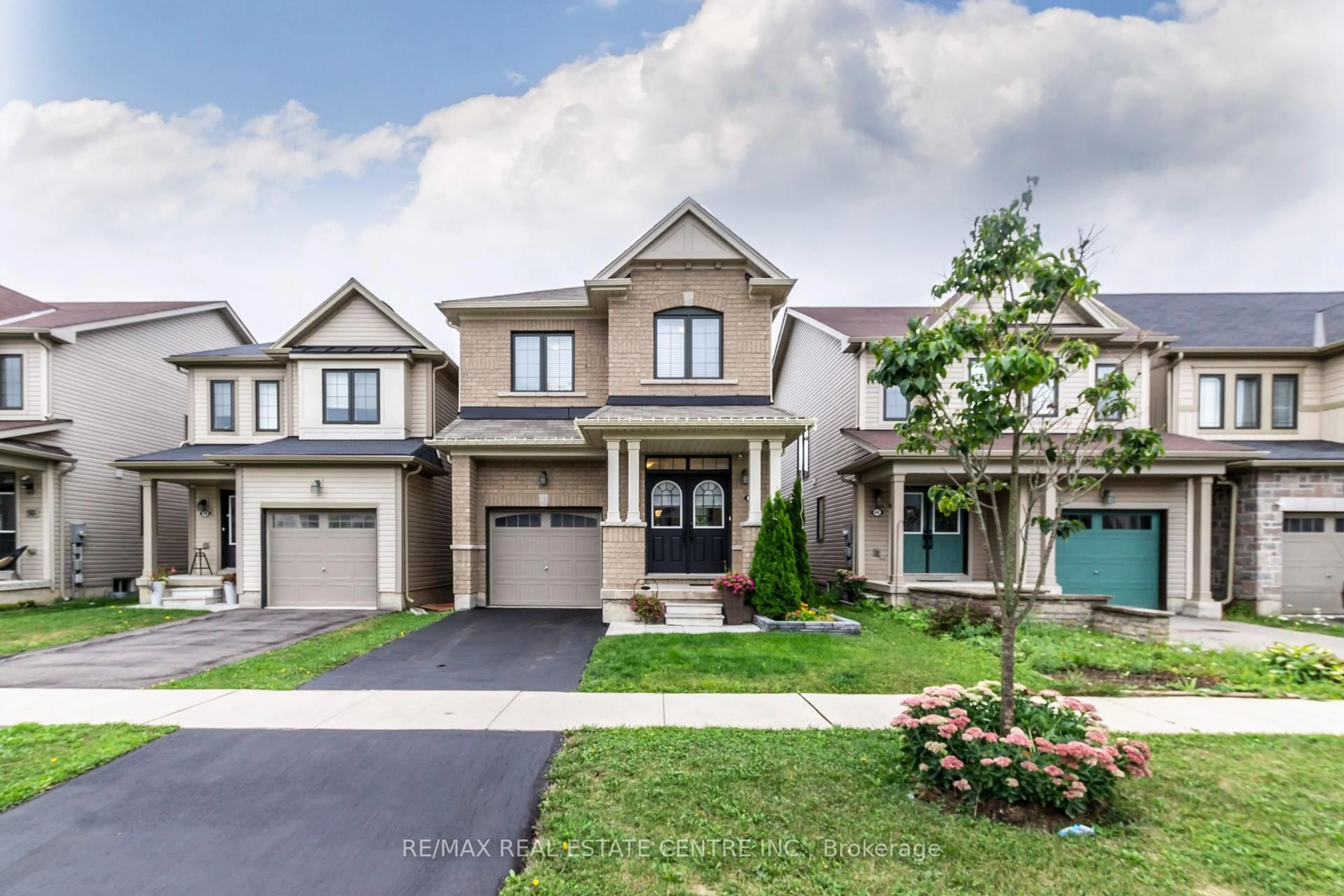 Home with brick exterior material, street for 46 Kelso Dr, Haldimand Ontario N3W 0B7