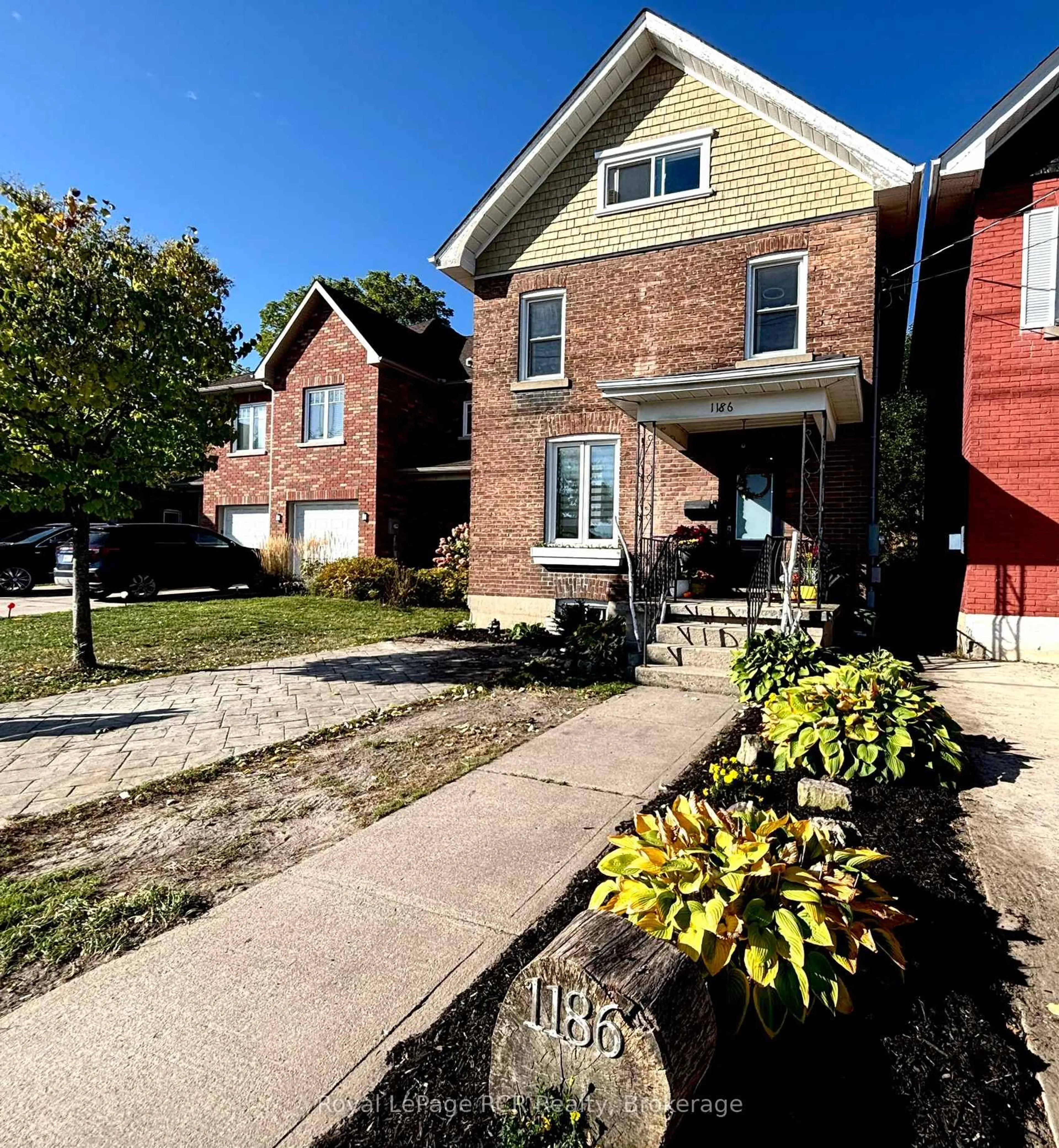 Home with brick exterior material, street for 1186 2nd Ave, Owen Sound Ontario N4K 4N2