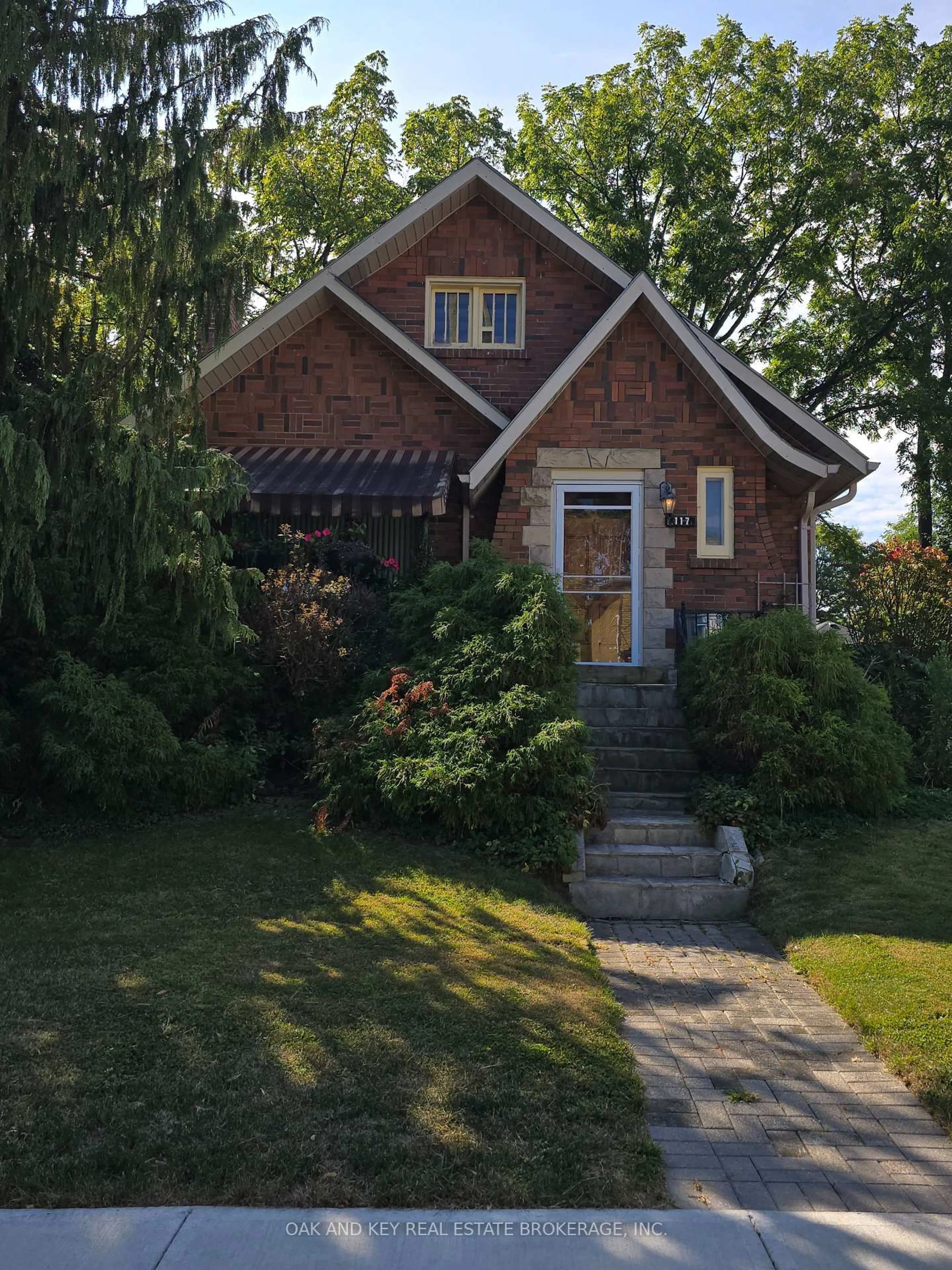 Home with brick exterior material, street for 117 Windsor Ave, London South Ontario N6C 1Z8