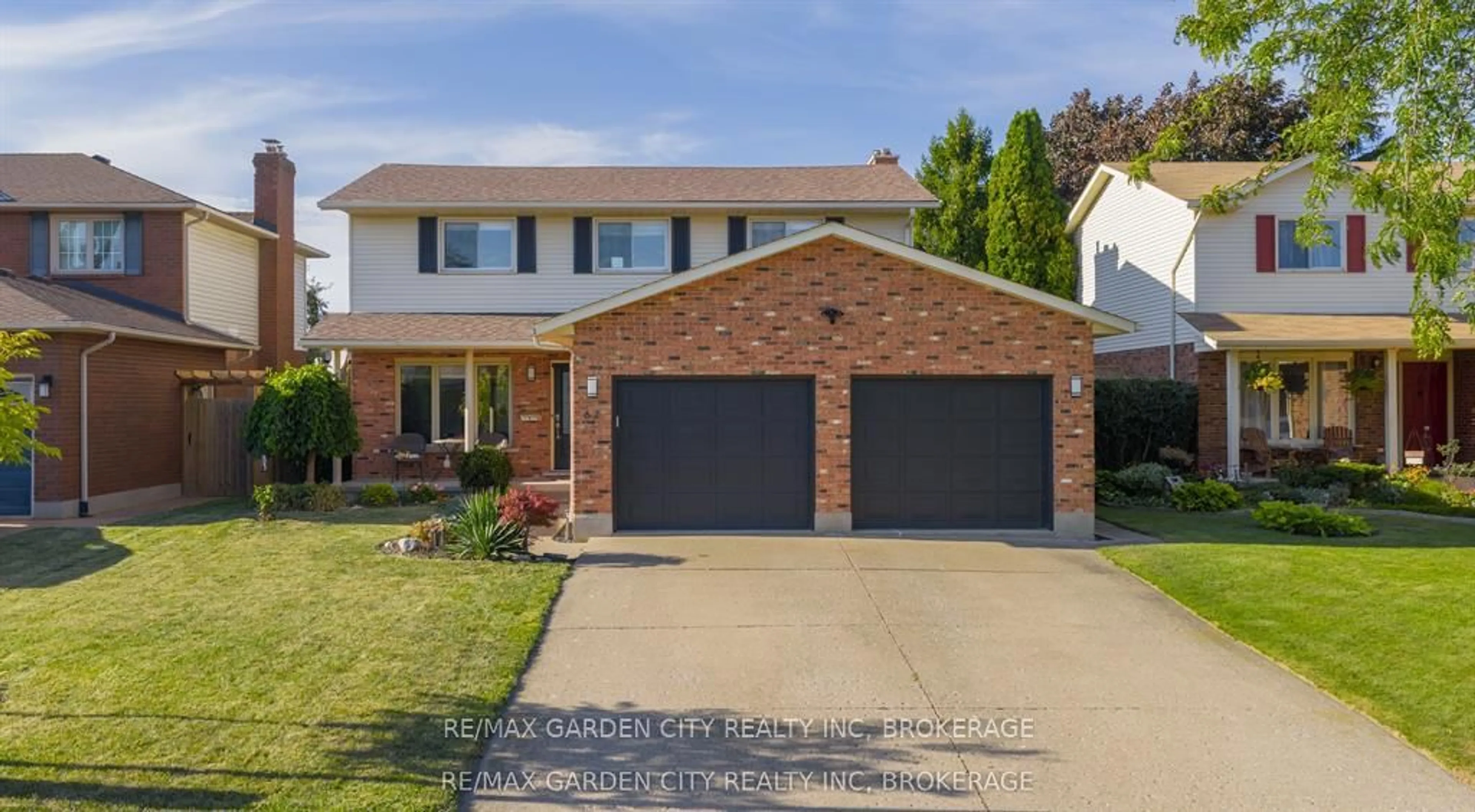 Home with brick exterior material, street for 67 CHANCERY Circ, St. Catharines Ontario L2M 7R3
