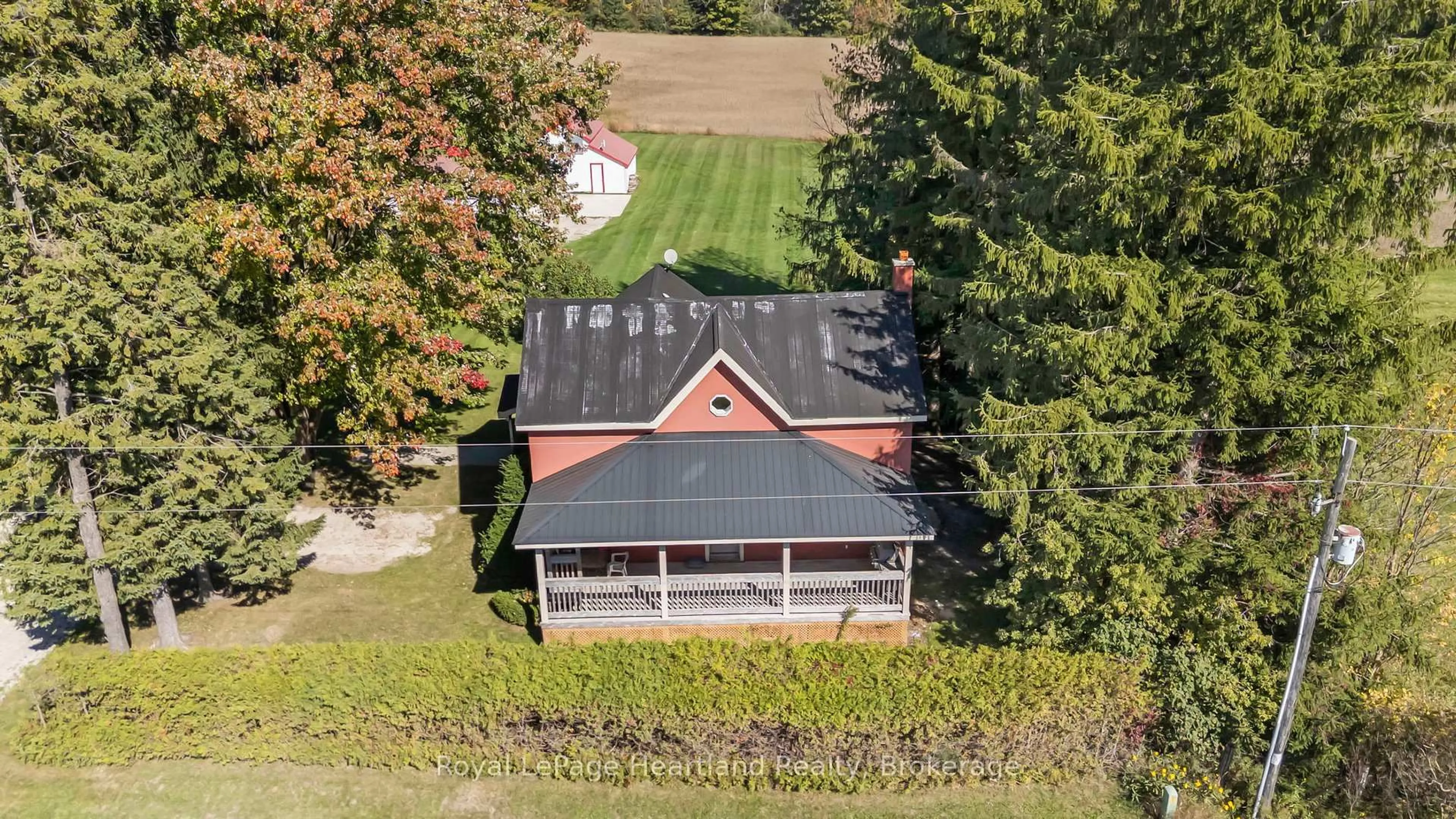 A pic from outside/outdoor area/front of a property/back of a property/a pic from drone, building for 78 Bruce Rd 86, Huron-Kinloss Ontario N0G 2W0
