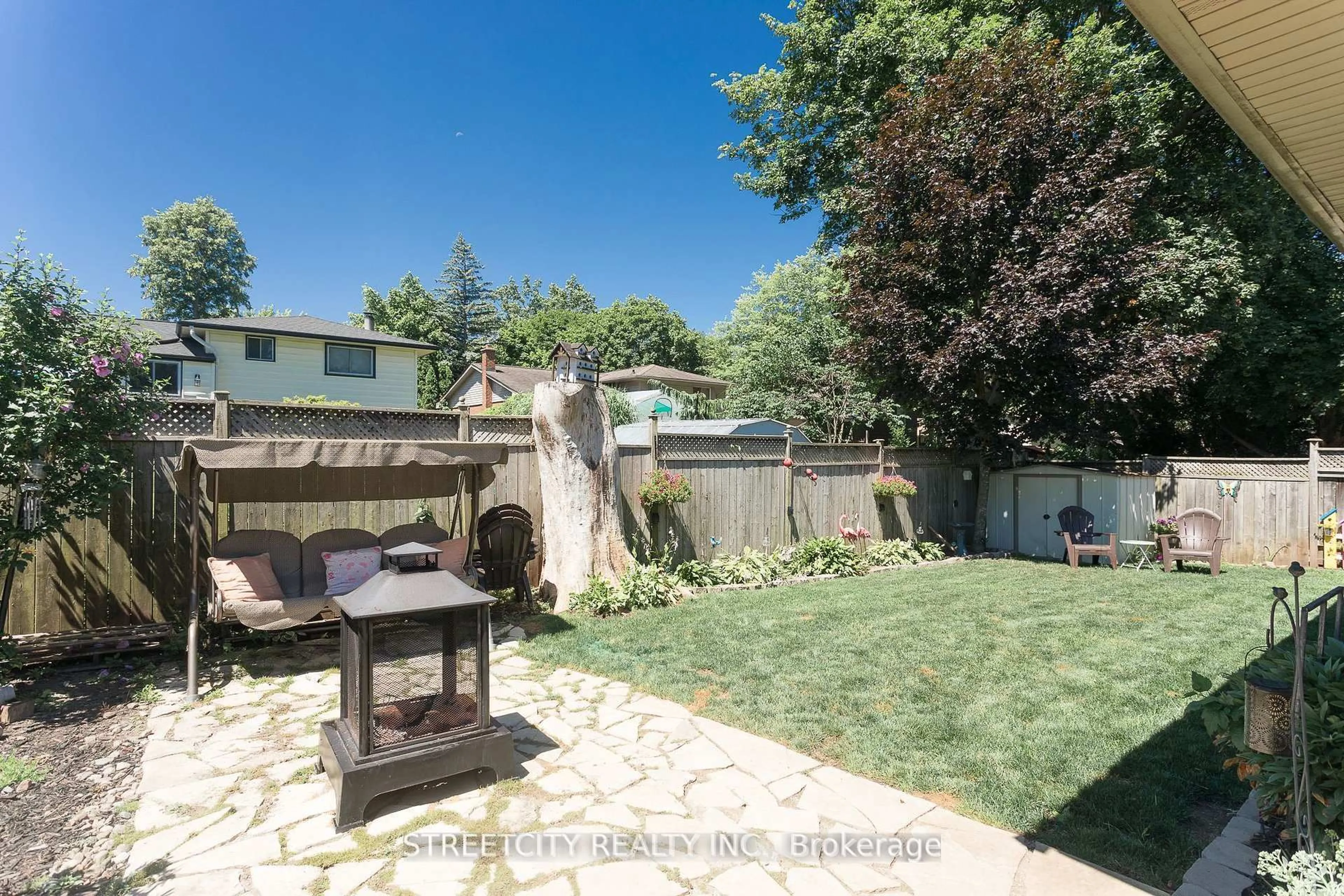 Patio, street for 9 Cottonwood Cres, London North Ontario N6G 2Y7