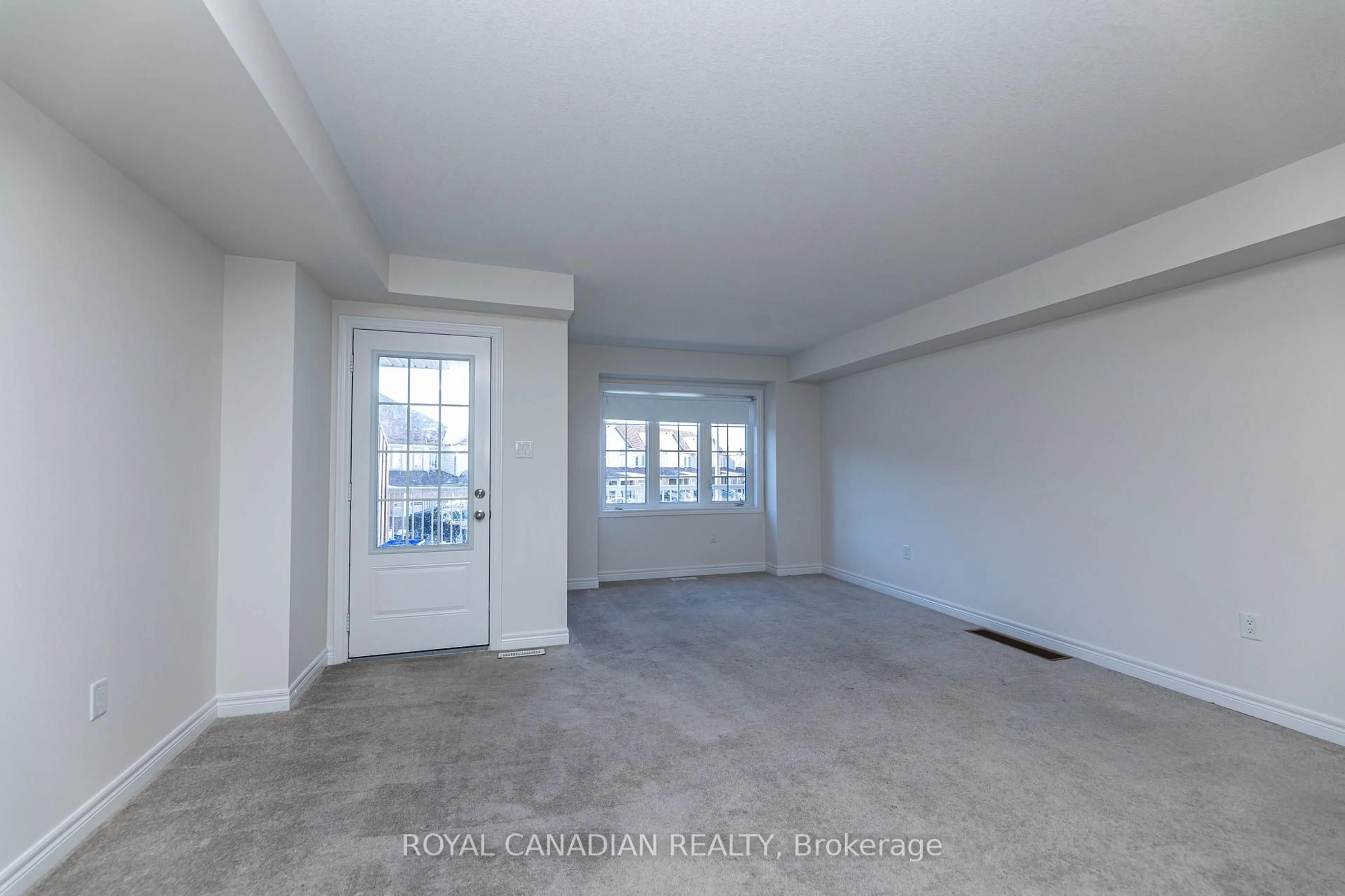 A pic of a room for 764 Linden Dr, Cambridge Ontario N3H 0E3