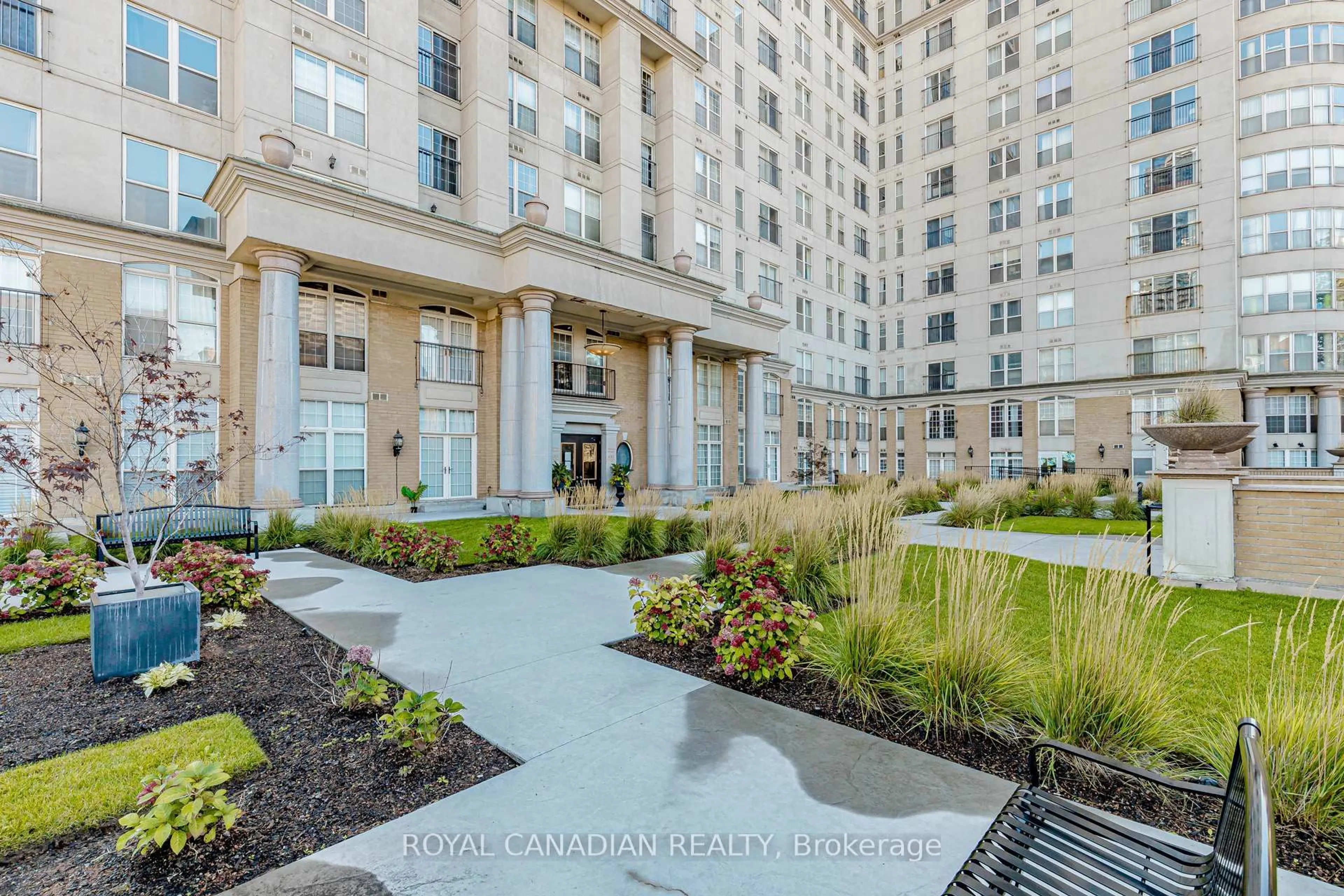 Unknown for 135 James St #1114, Hamilton Ontario L8P 2Z6