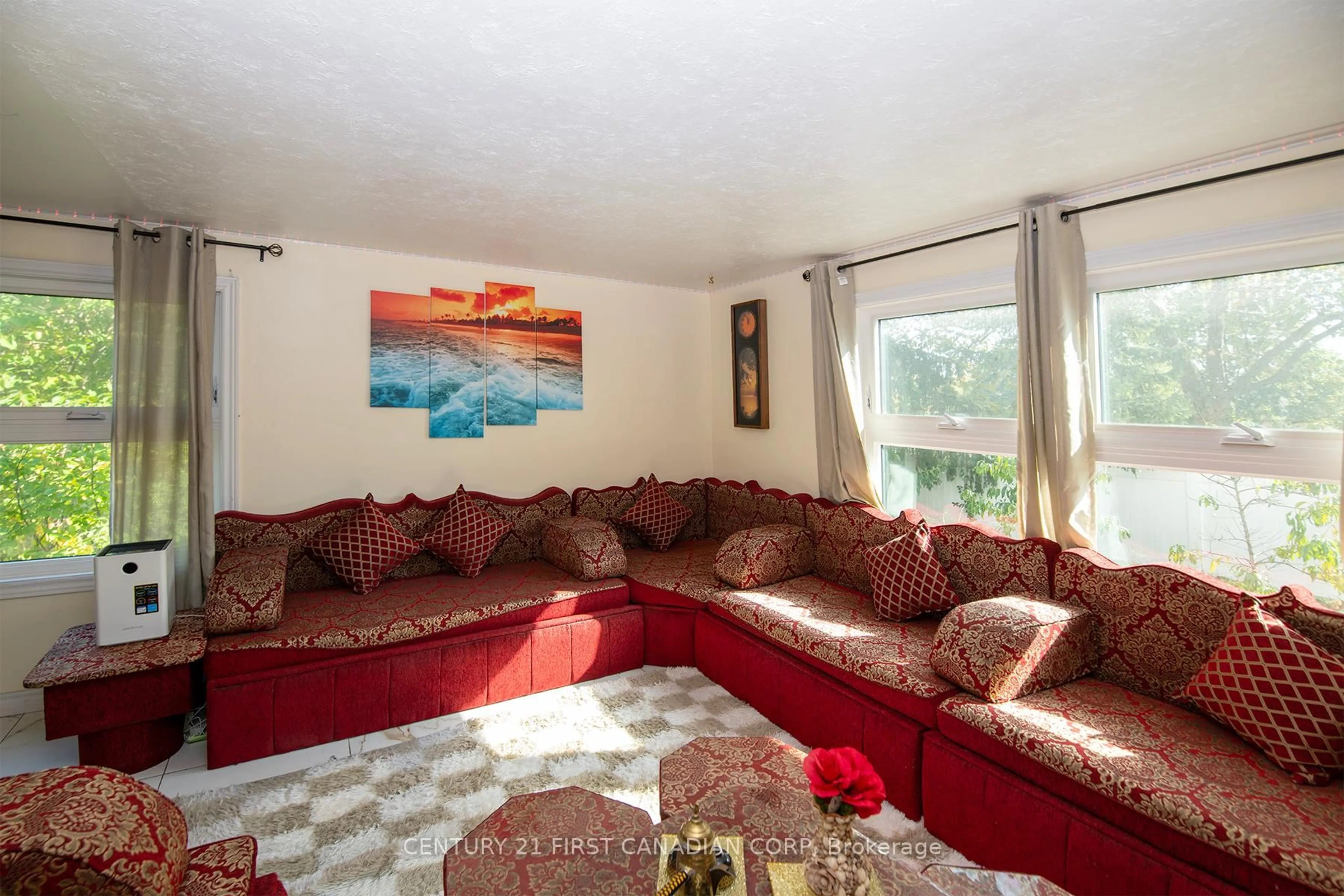Living room with furniture, carpet floor for 711 Alanbrook St, London South Ontario N6J 3B5