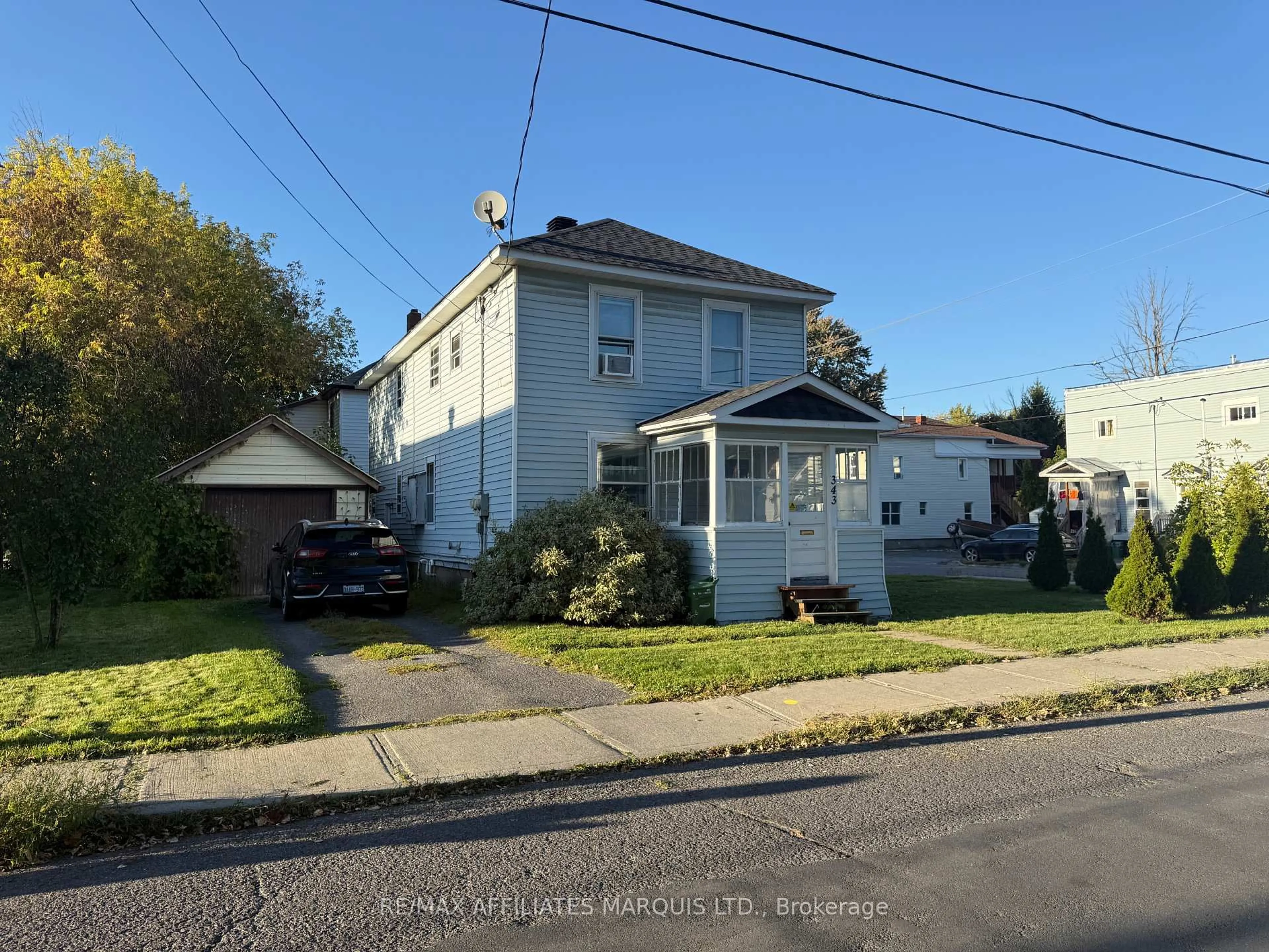 A pic from outside/outdoor area/front of a property/back of a property/a pic from drone, street for 343 Sixth St, Cornwall Ontario K6H 2P1