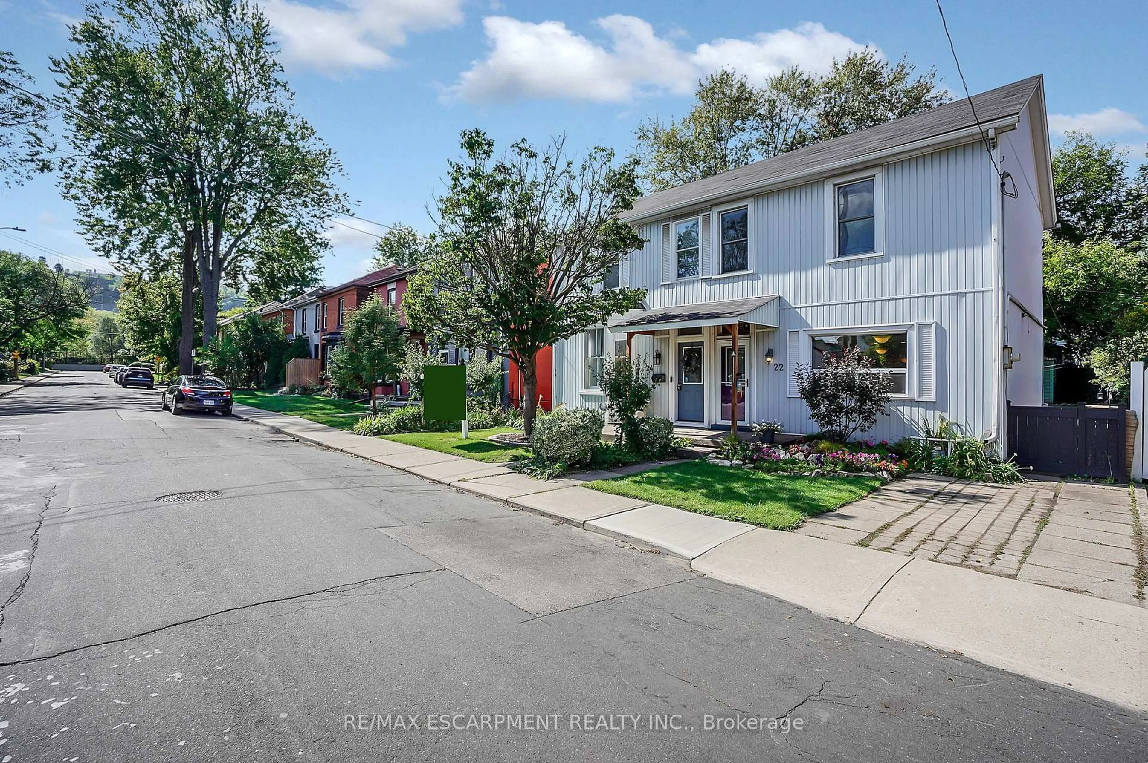 Unknown for 22 Liberty St, Hamilton Ontario L8N 2N6