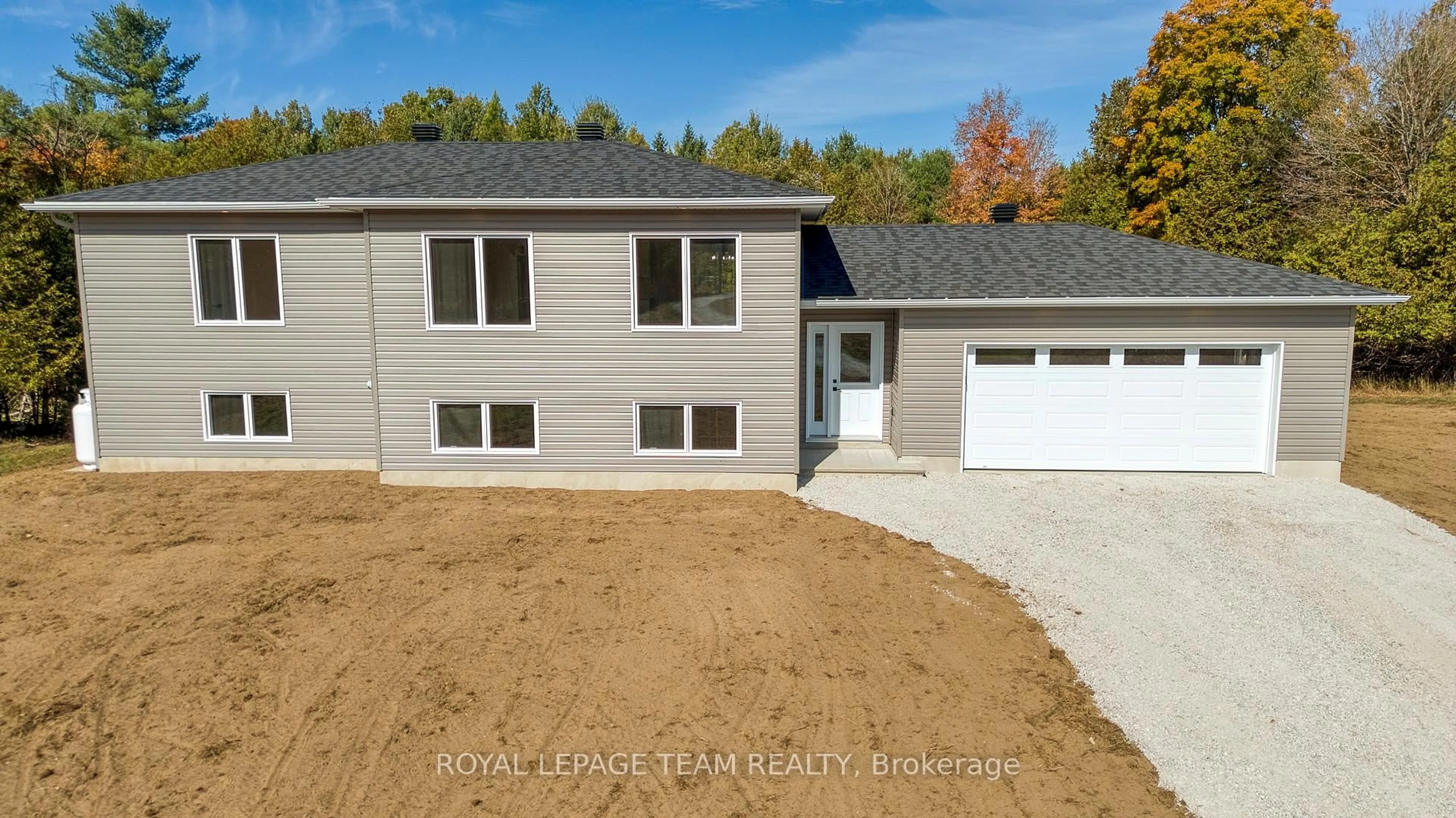 Home with vinyl exterior material, street for 231 Pretty Dr, Lanark Ontario K0G 1K0