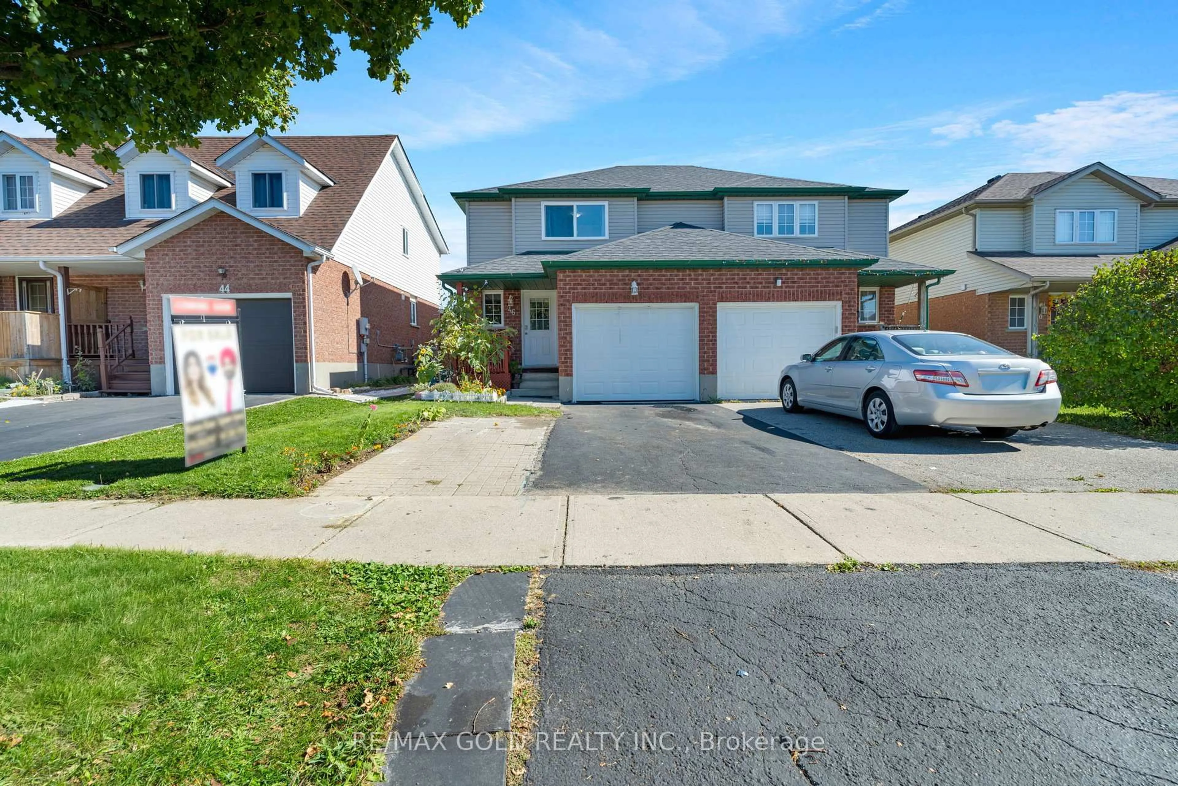 A pic from outside/outdoor area/front of a property/back of a property/a pic from drone, street for 46 Activa Ave, Kitchener Ontario N2E 3R2
