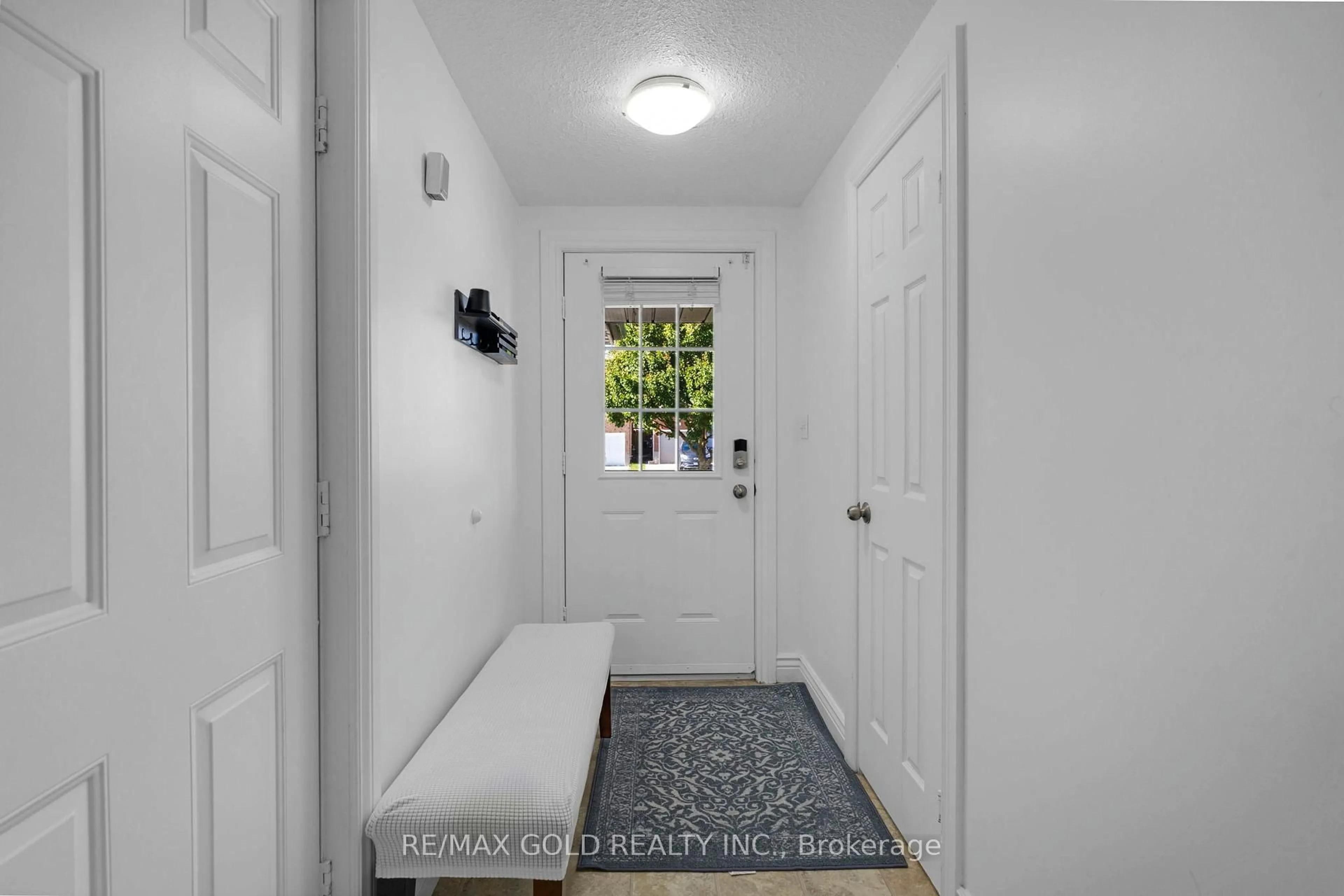 Indoor entryway for 46 Activa Ave, Kitchener Ontario N2E 3R2