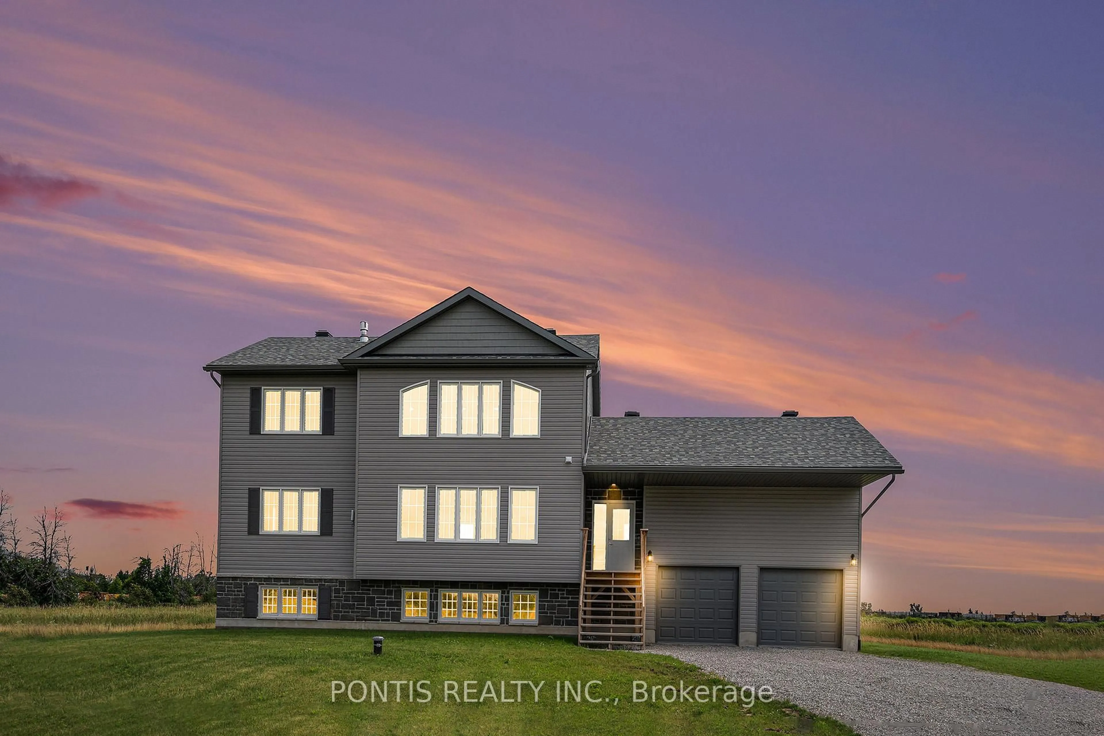 Home with vinyl exterior material, building for 491 Sturgess Rd, Smiths Falls Ontario K7A 4S7