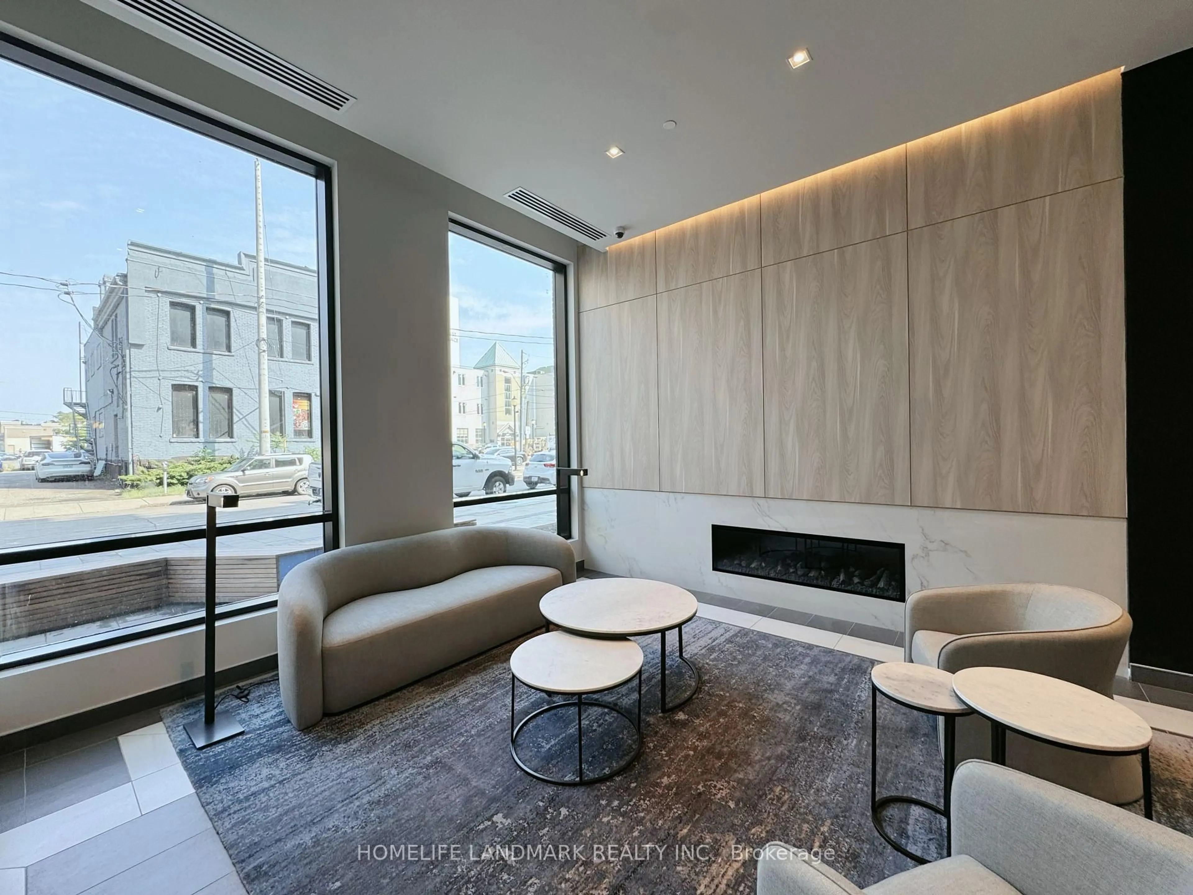 Lobby for 1 Jarvis St #909, Hamilton Ontario L8R 0A8