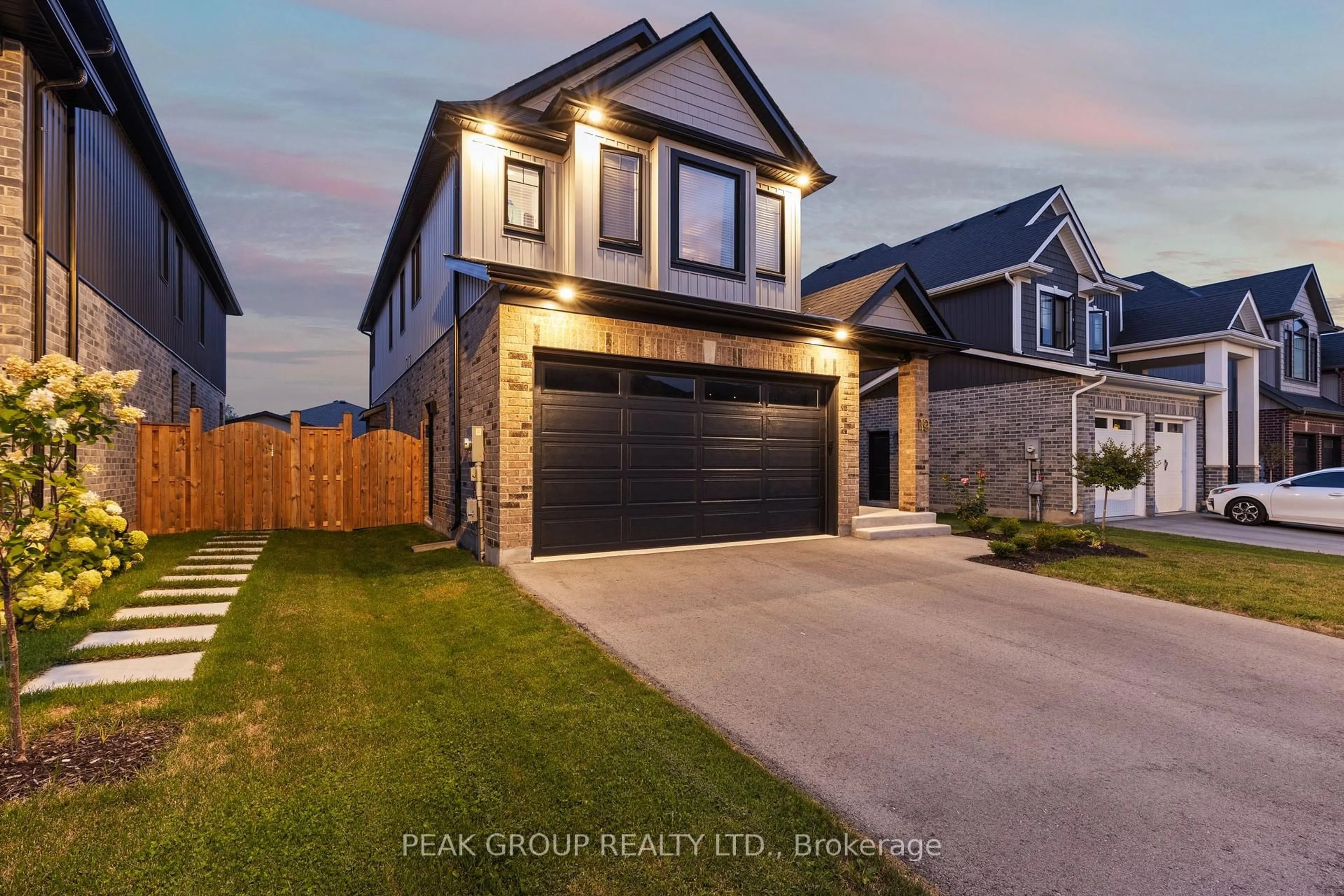 Home with brick exterior material, street for 119 Susan Dr, Pelham Ontario L0S 1E6