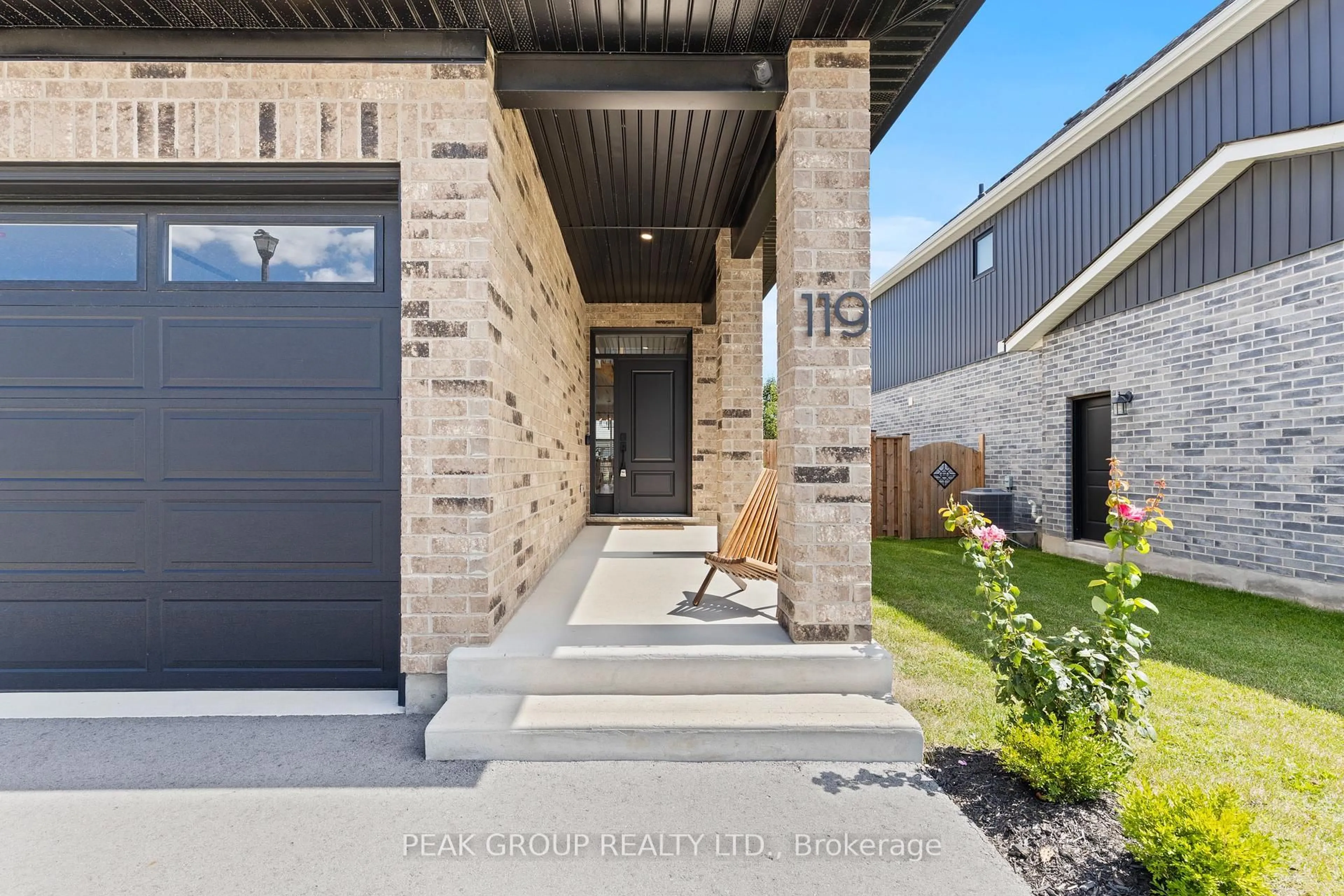 Home with brick exterior material, street for 119 Susan Dr, Pelham Ontario L0S 1E6