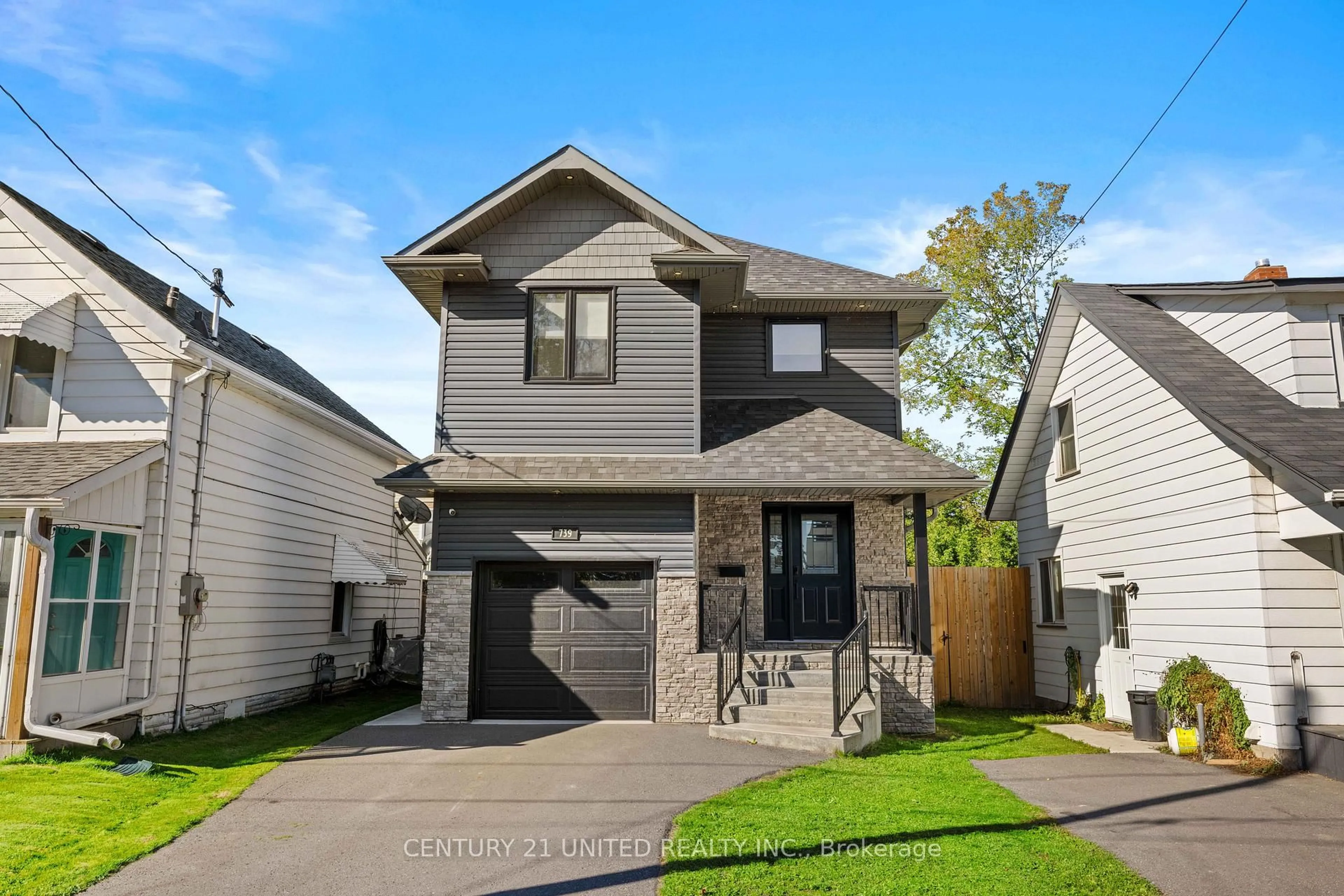 Home with brick exterior material, street for 739 Young St, Peterborough Ontario K9J 3A5