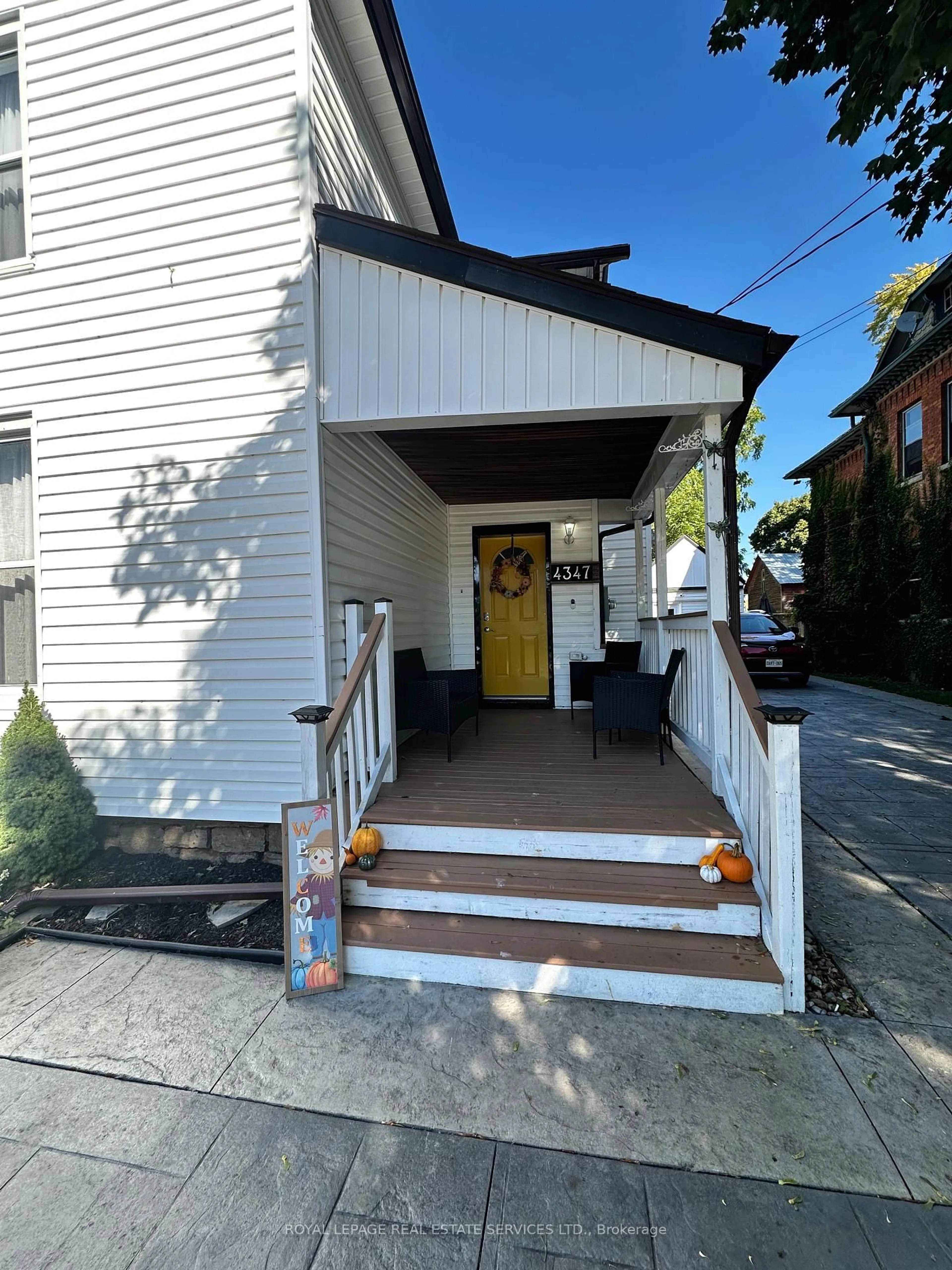 Unknown for 4347 Simcoe St, Niagara Falls Ontario L2E 1T5