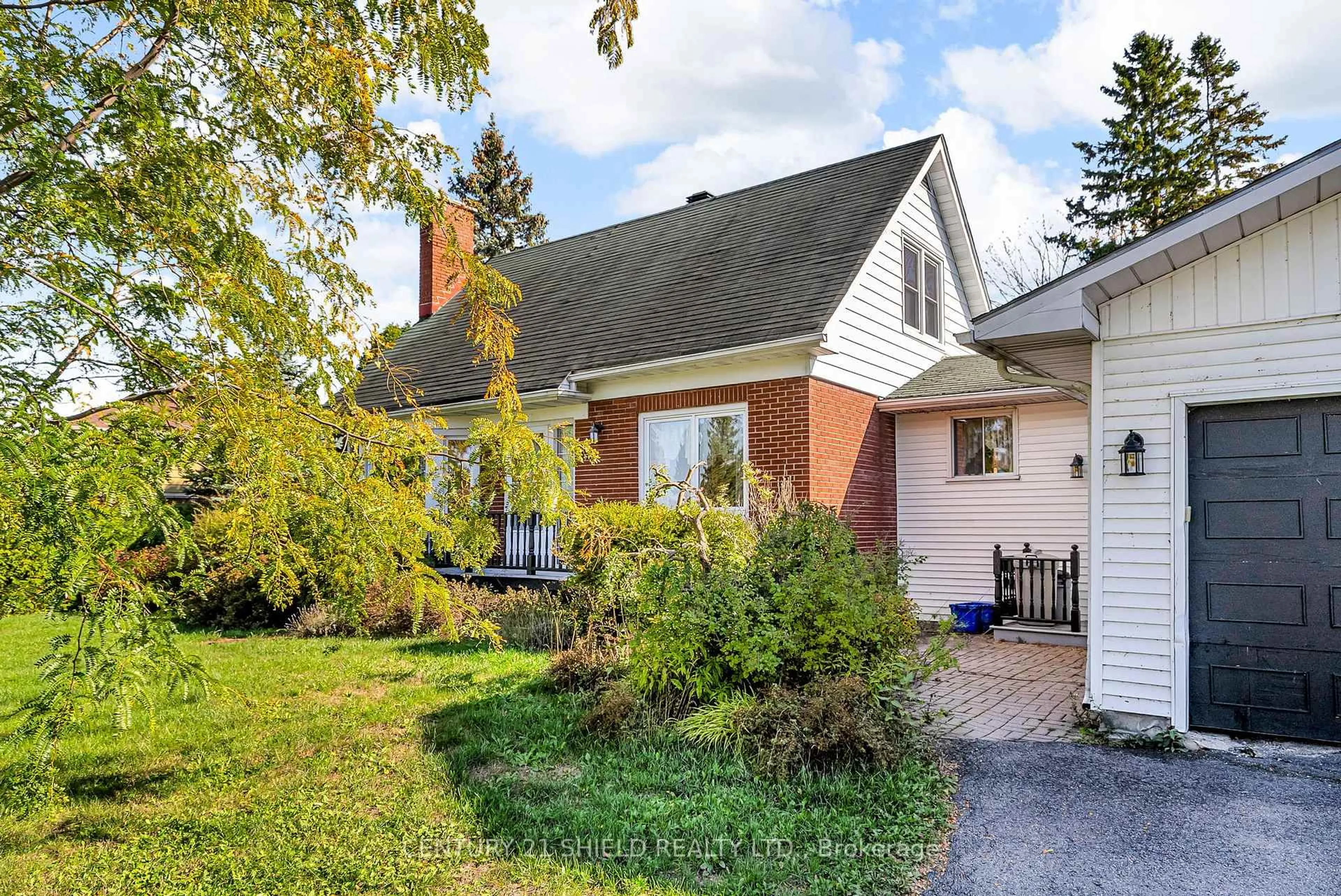 Home with brick exterior material, street for 94 COLUMBIA Ave, South Stormont Ontario K0C 1P0