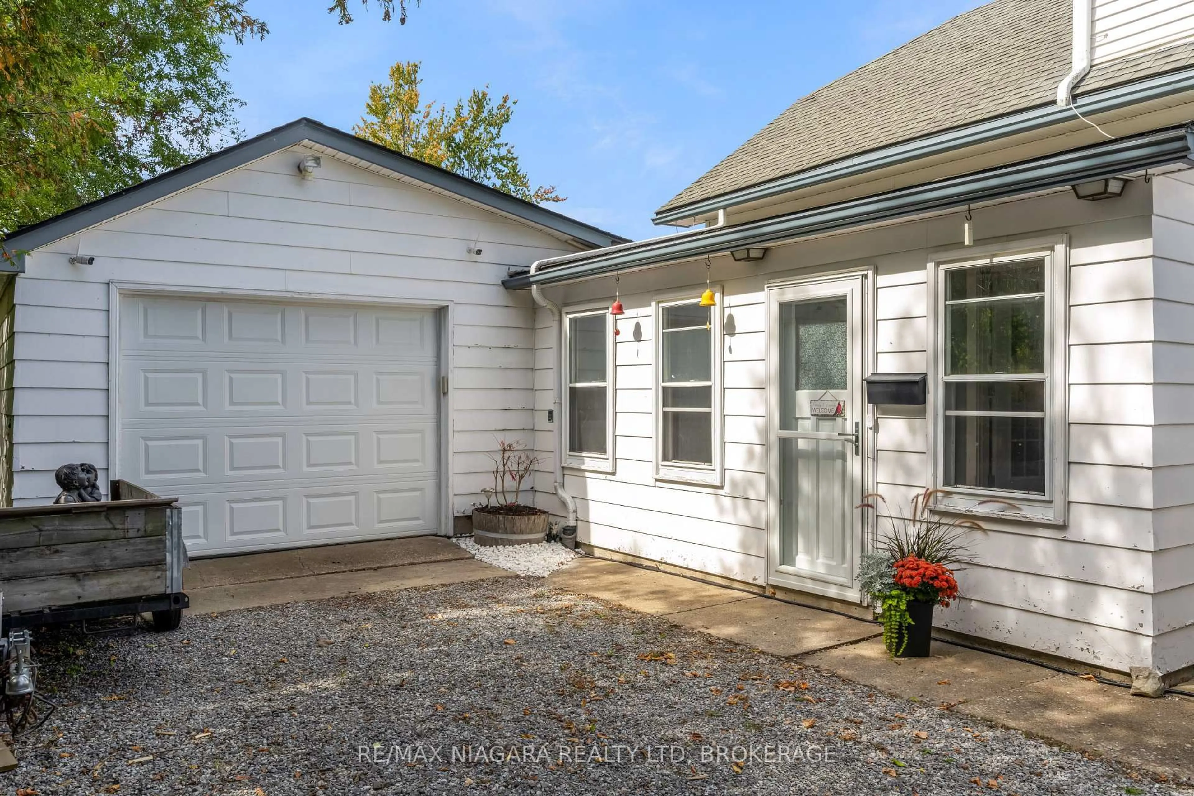 Unknown for 351 Crescent Rd, Fort Erie Ontario L2A 4P4